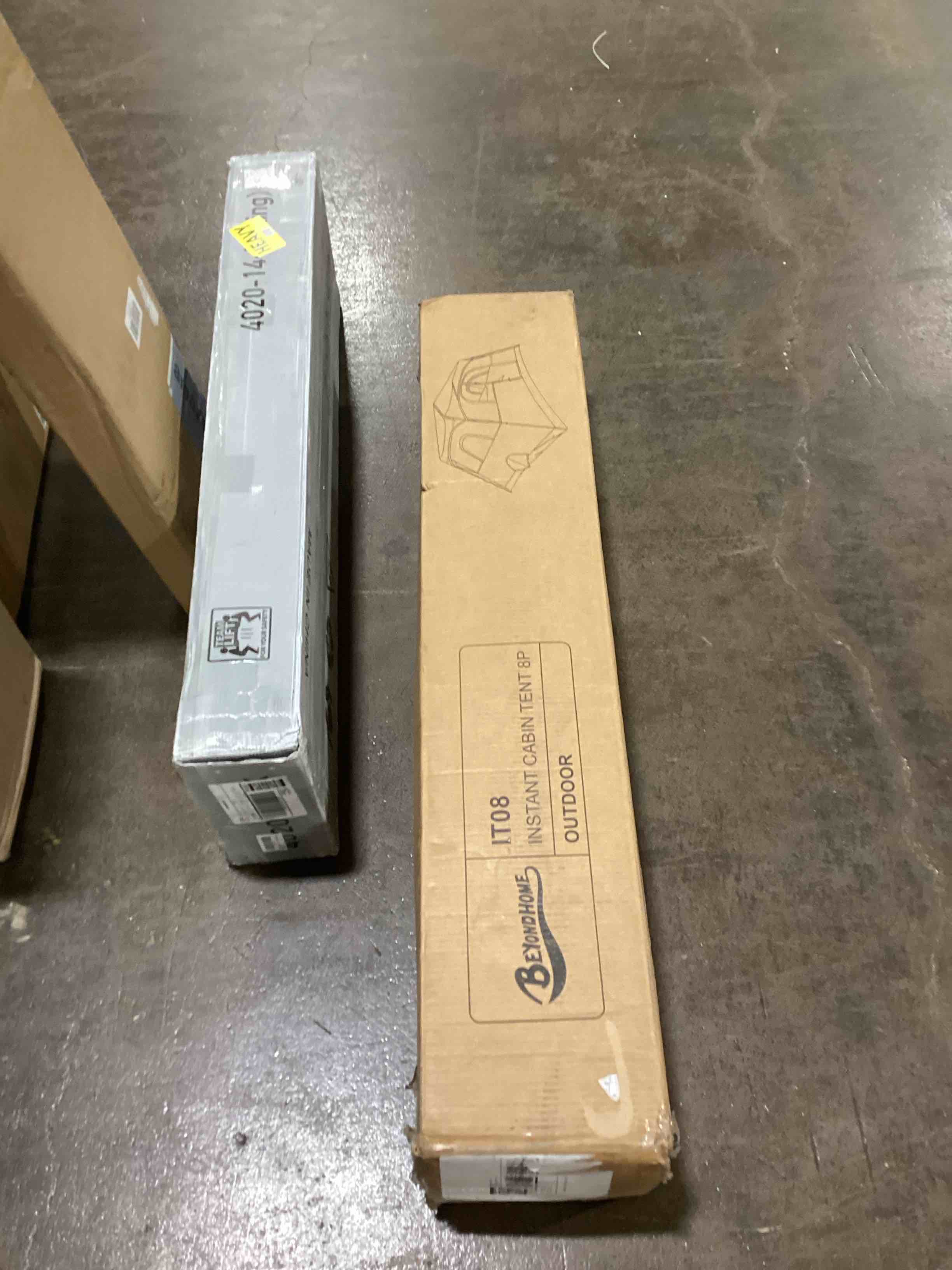 https://s3.amazonaws.com/lotting-images-prod/bidfta/GRN6116406_1713540152538.jpeg