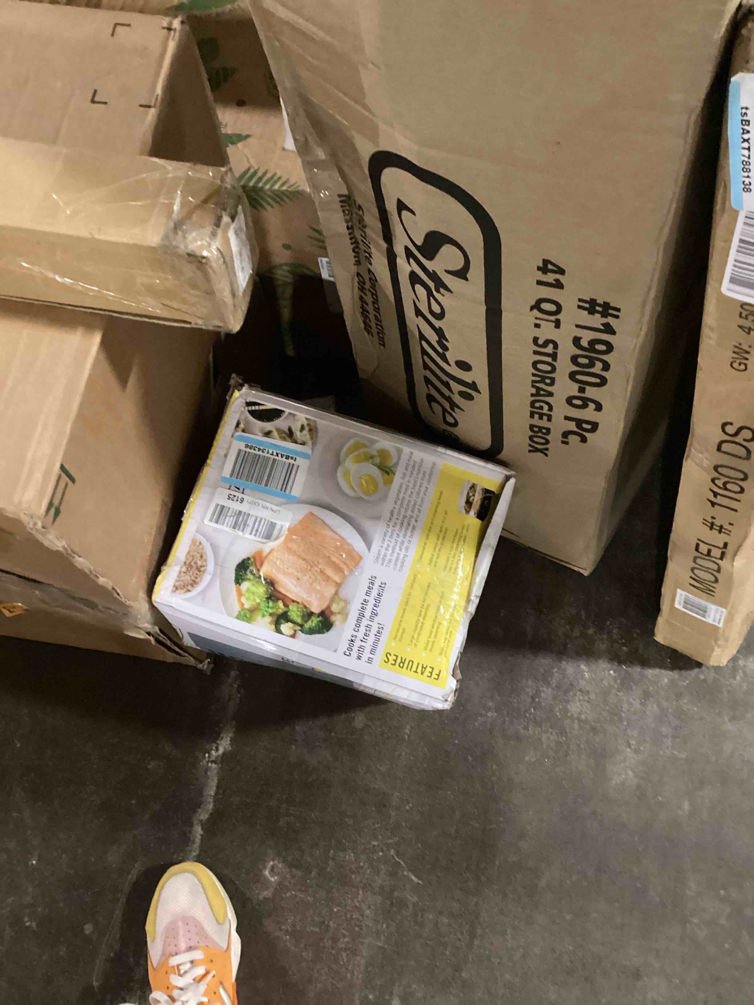 https://s3.amazonaws.com/lotting-images-prod/bidfta/GRN6116407_1713546614647.jpeg