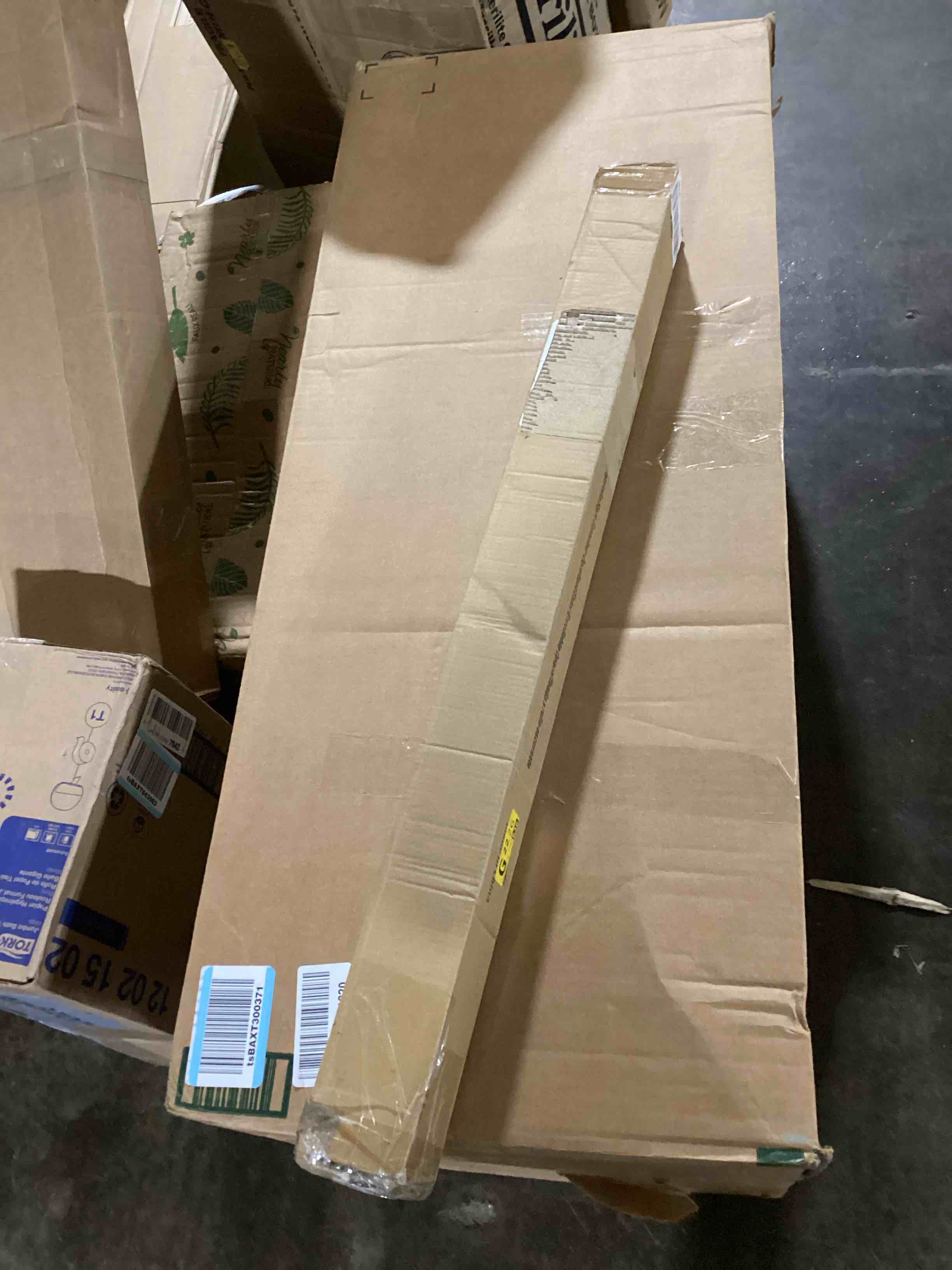 https://s3.amazonaws.com/lotting-images-prod/bidfta/GRN6116427_1713546842128.jpeg