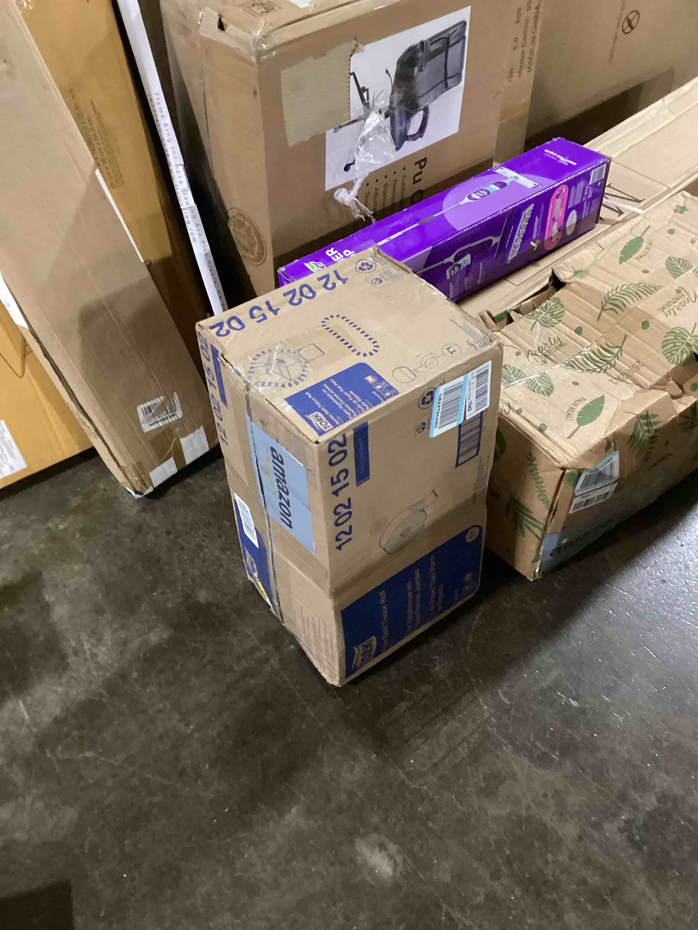 https://s3.amazonaws.com/lotting-images-prod/bidfta/GRN6116432_1713547026300.jpeg