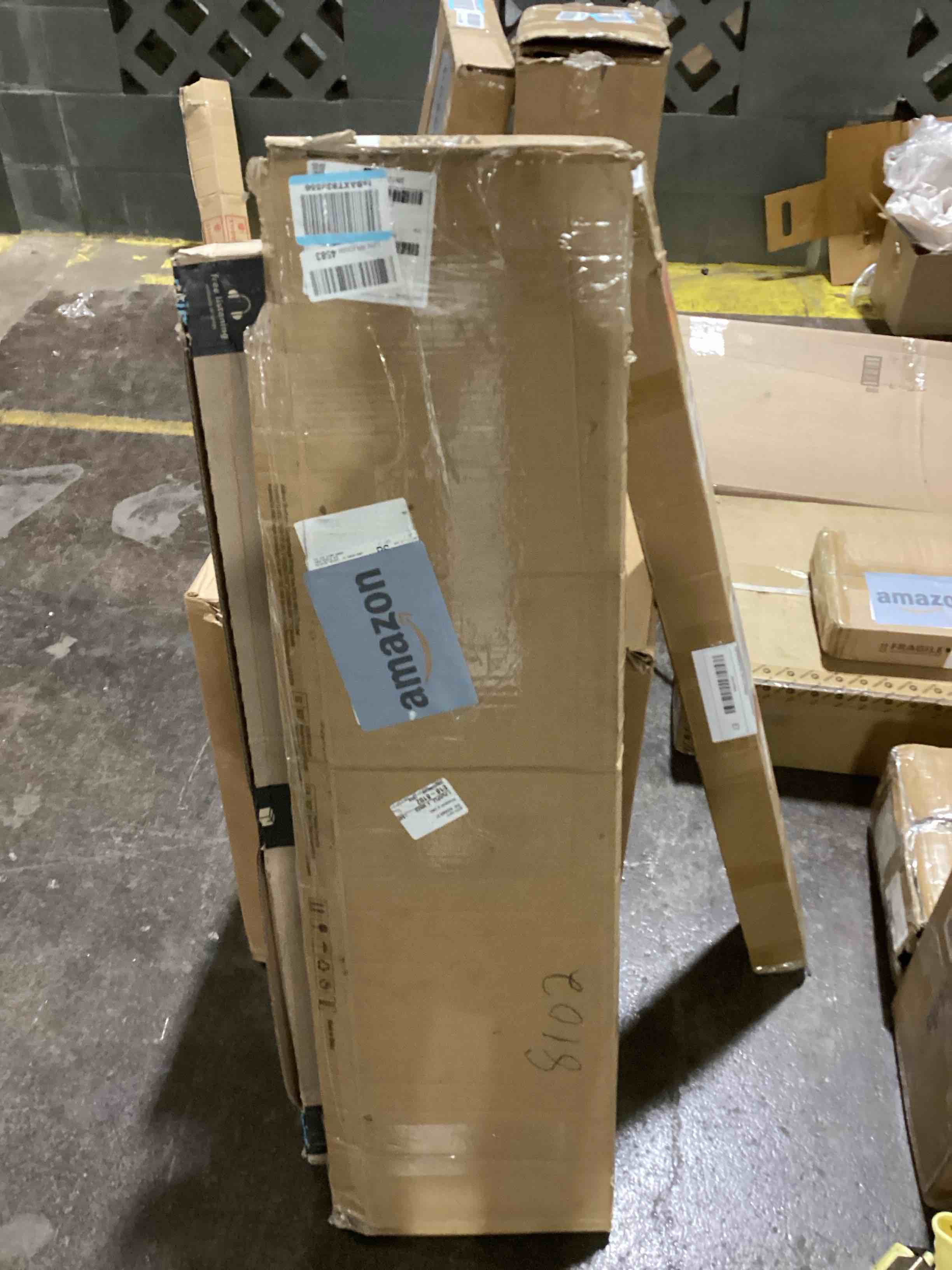 https://s3.amazonaws.com/lotting-images-prod/bidfta/GRN6118912_1713987193053.jpeg