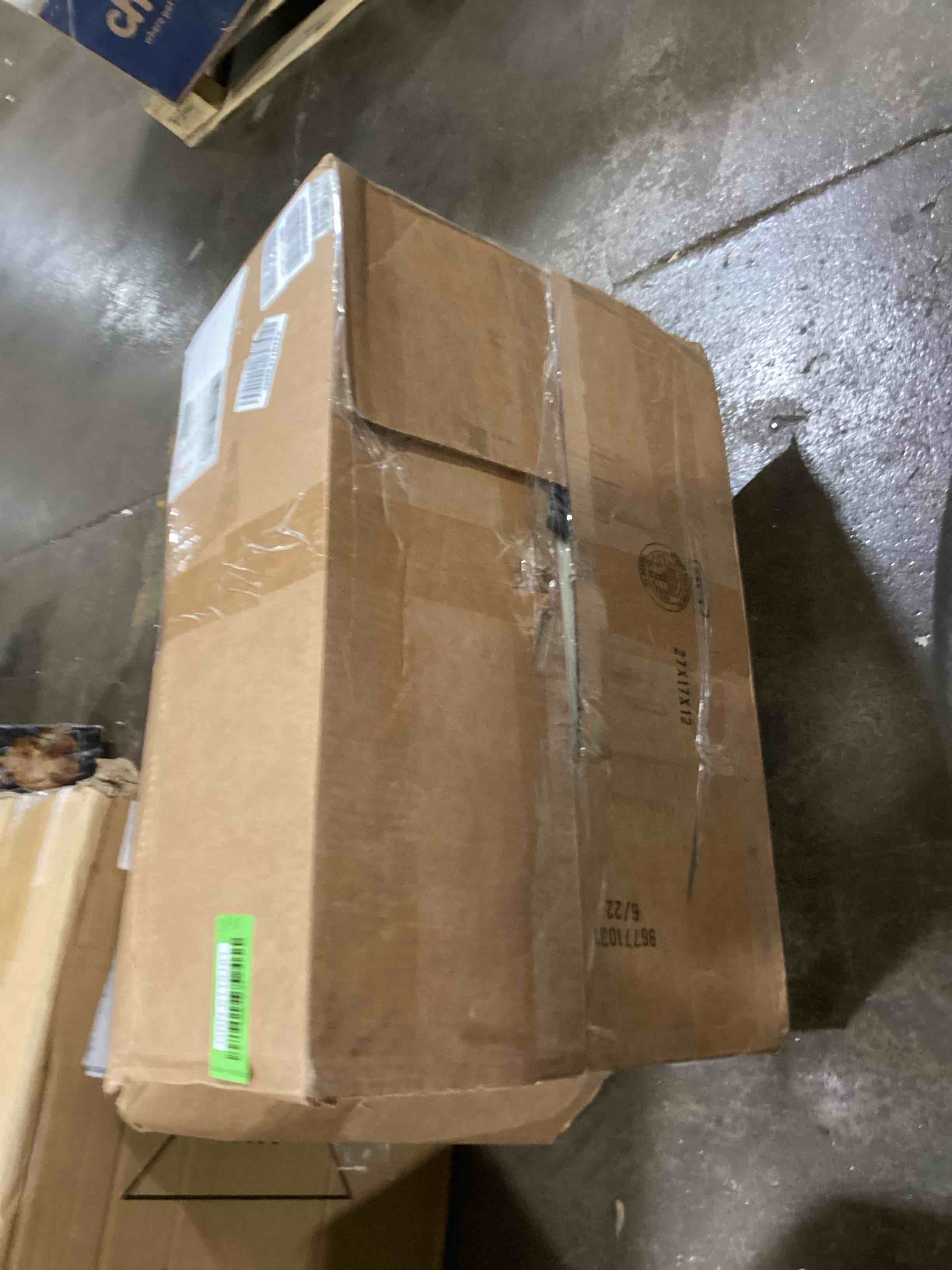 https://s3.amazonaws.com/lotting-images-prod/bidfta/GRN6119181_1715002392703.jpeg