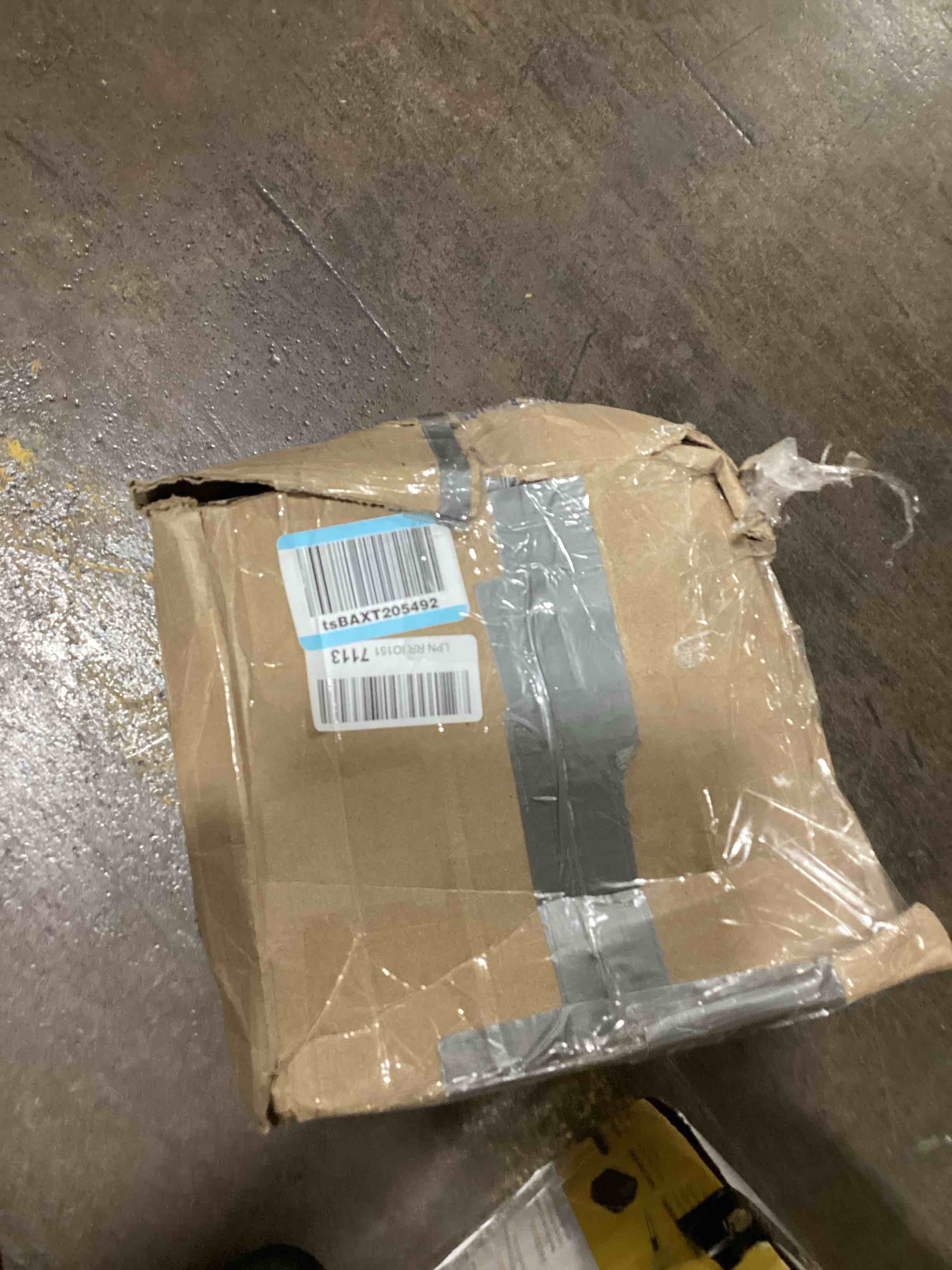 https://s3.amazonaws.com/lotting-images-prod/bidfta/GRN6119194_1715022510366.jpeg