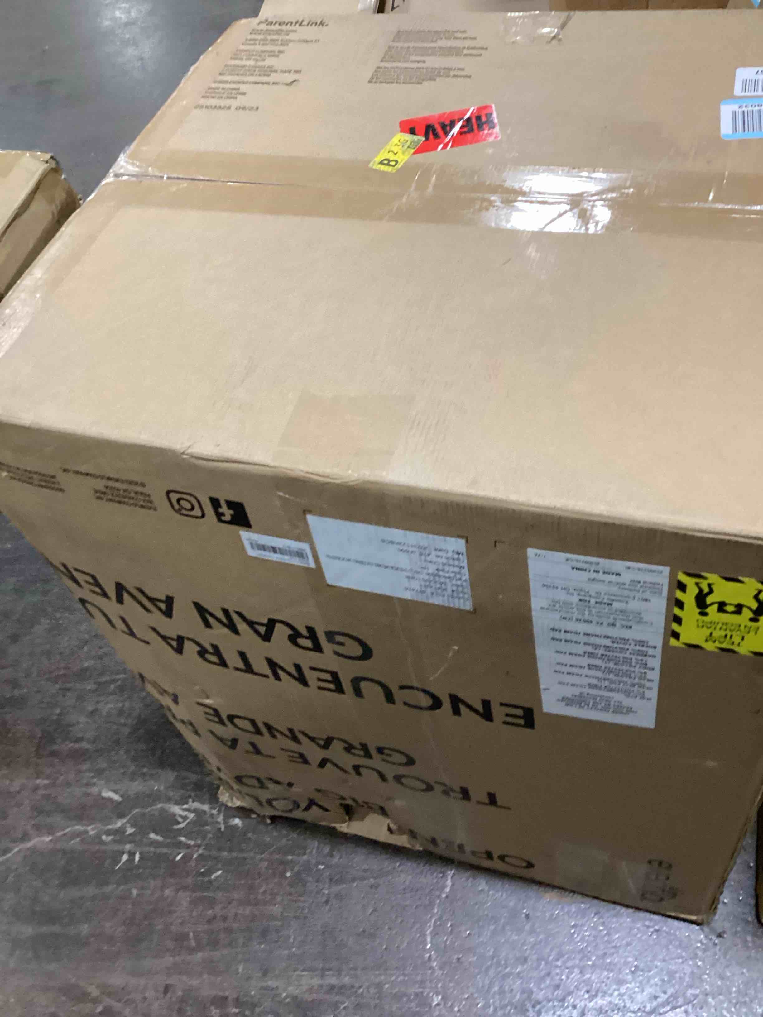 https://s3.amazonaws.com/lotting-images-prod/bidfta/GRN6119231_1715021374108.jpeg