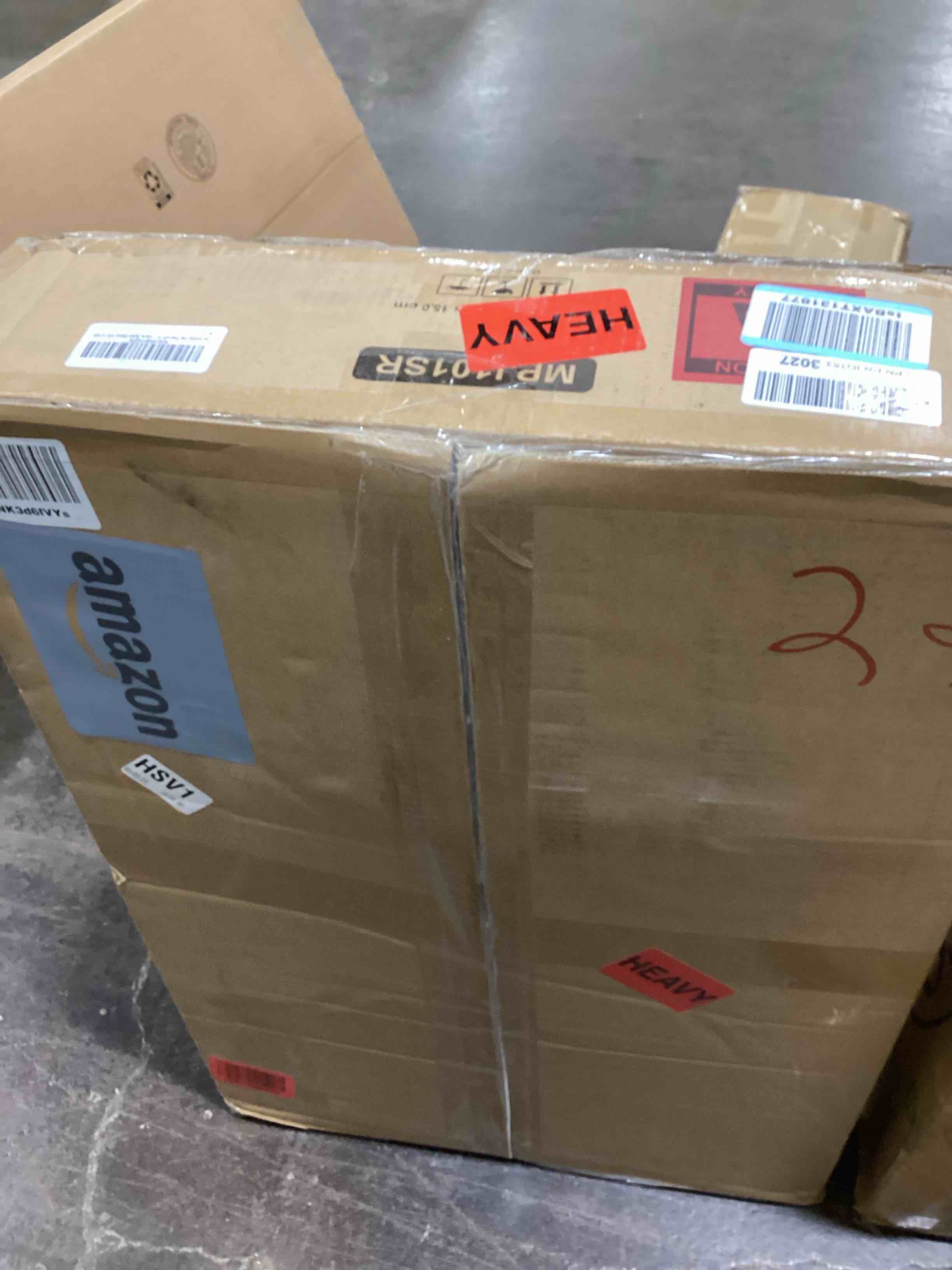 https://s3.amazonaws.com/lotting-images-prod/bidfta/GRN6119240_1715021113819.jpeg