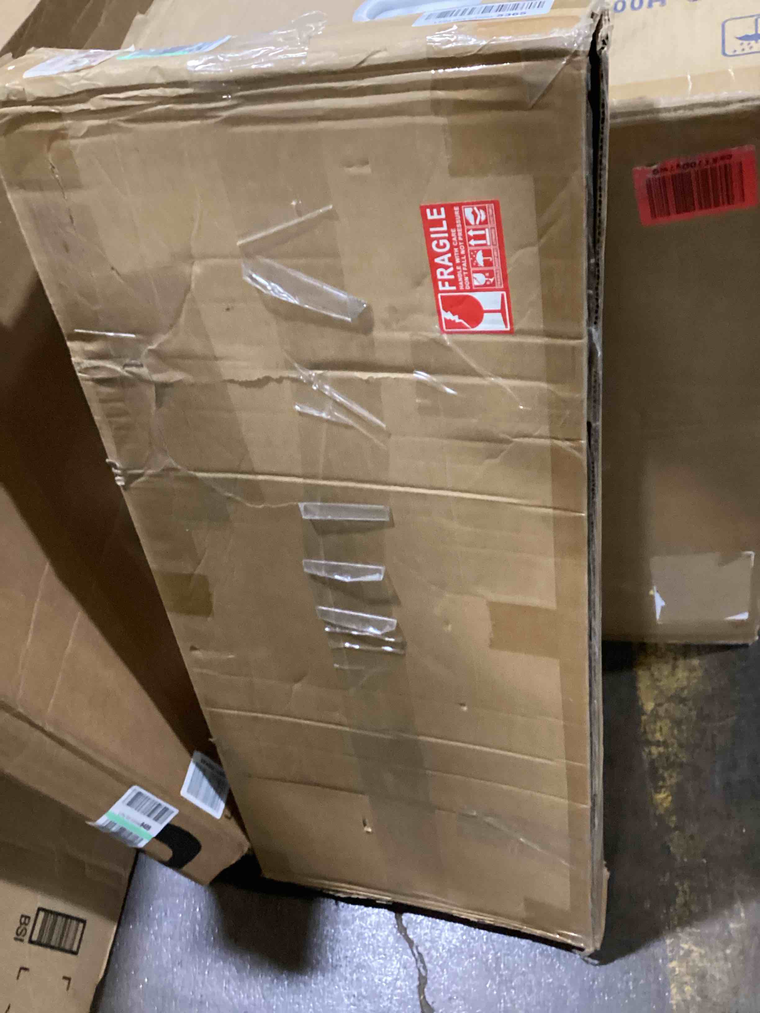 https://s3.amazonaws.com/lotting-images-prod/bidfta/GRN6119699_1715780528679.jpeg