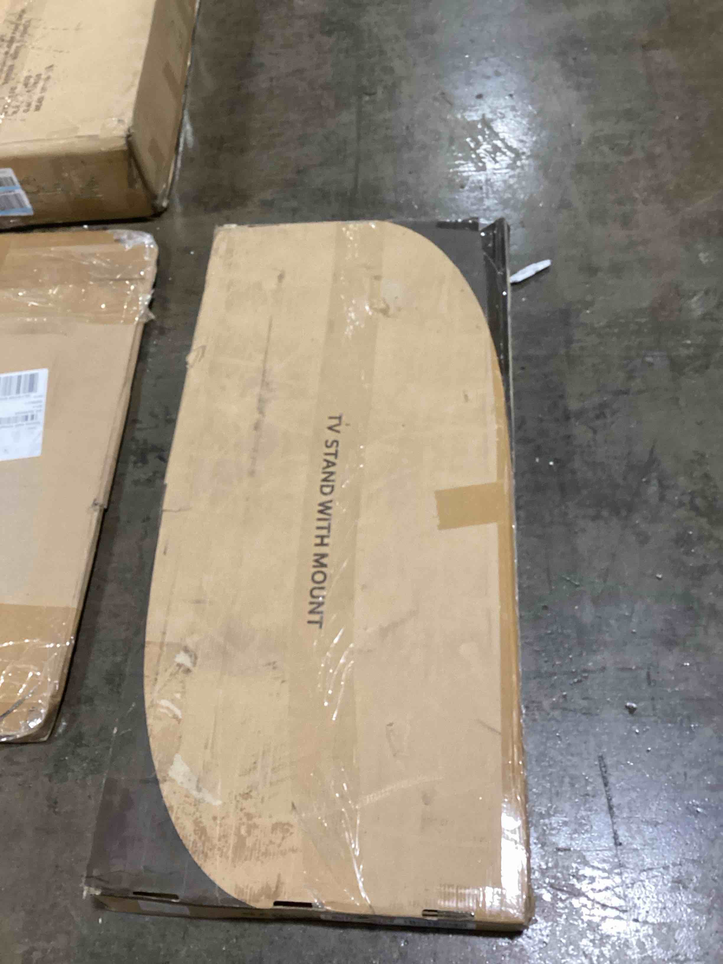 https://s3.amazonaws.com/lotting-images-prod/bidfta/GRN6120067_1715960396337.jpeg