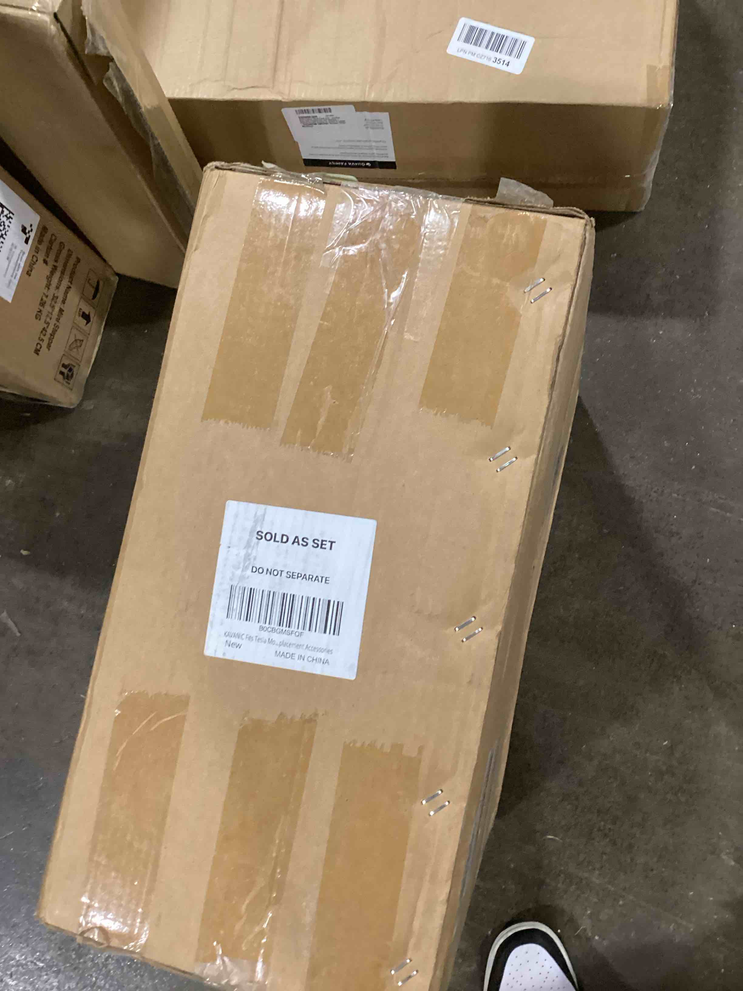 https://s3.amazonaws.com/lotting-images-prod/bidfta/GRN6120395_1716478490668.jpeg