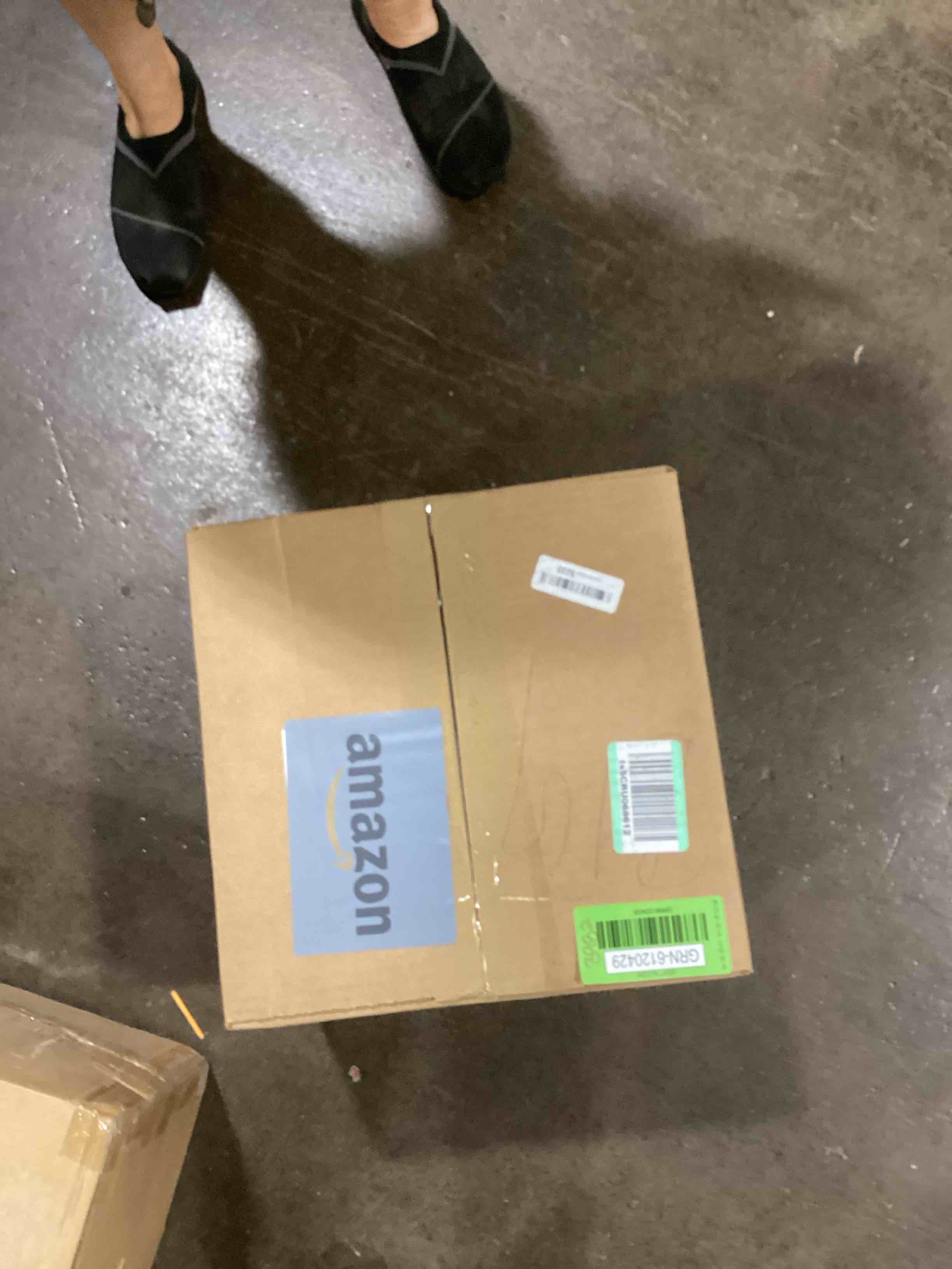 https://s3.amazonaws.com/lotting-images-prod/bidfta/GRN6120429_1716479534242.jpeg