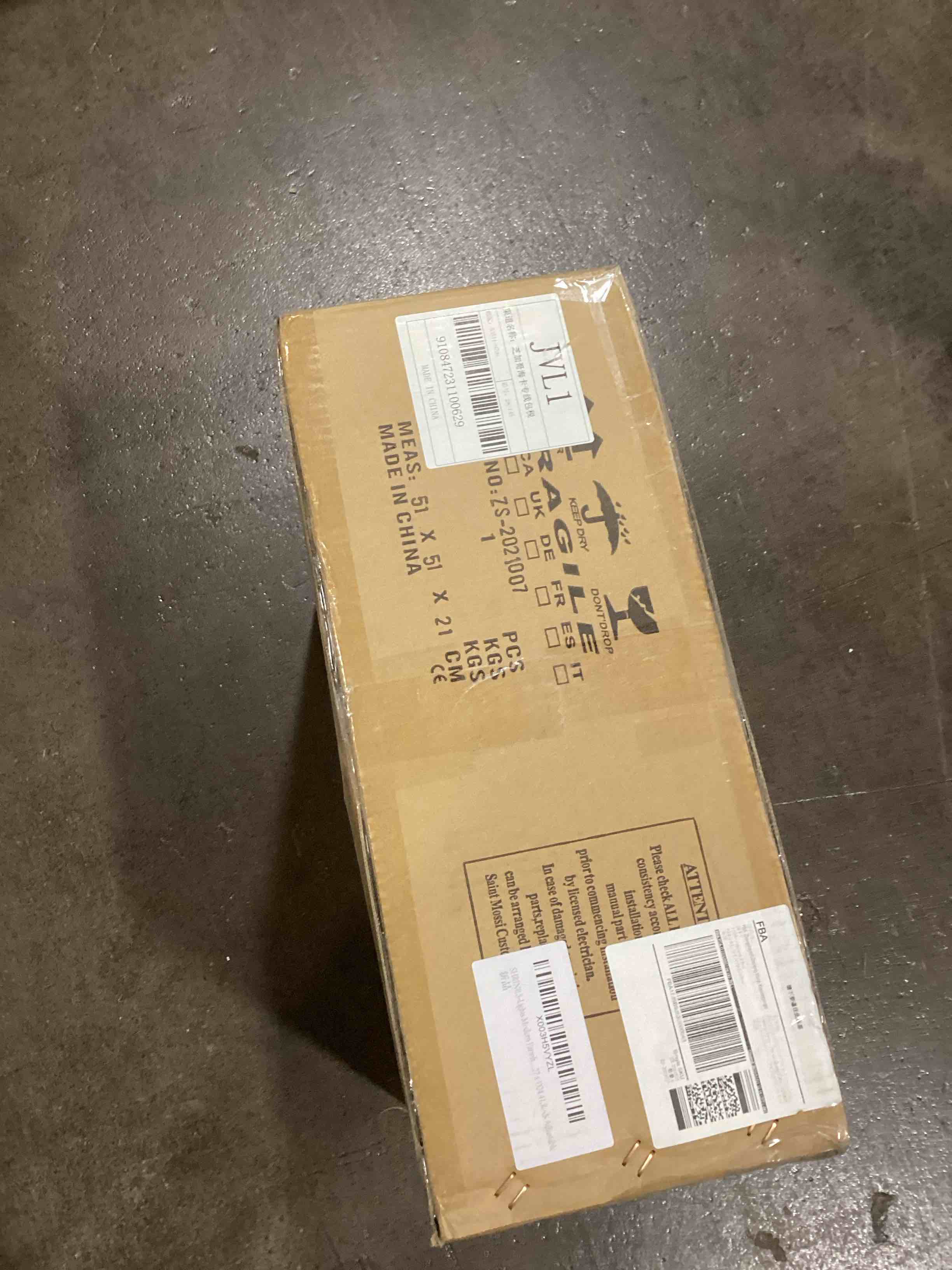 https://s3.amazonaws.com/lotting-images-prod/bidfta/GRN6120437_1716478594751.jpeg