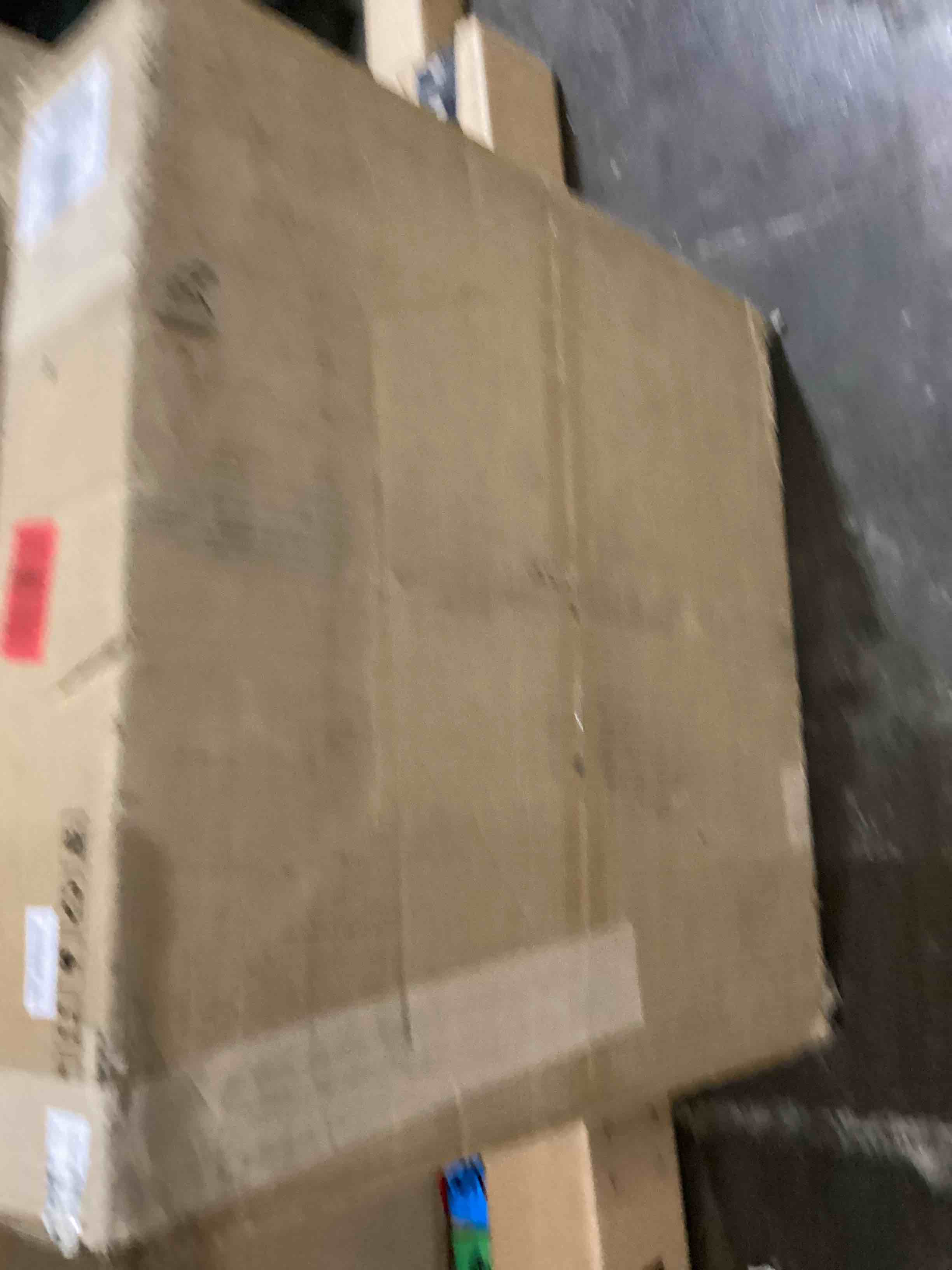 https://s3.amazonaws.com/lotting-images-prod/bidfta/GRN6120686_1716556541977.jpeg