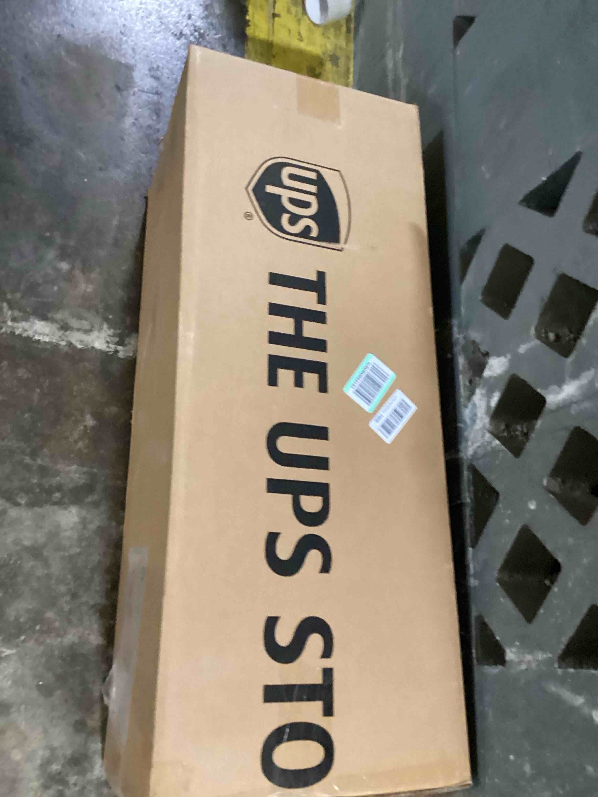 https://s3.amazonaws.com/lotting-images-prod/bidfta/GRN6120708_1716558146511.jpeg