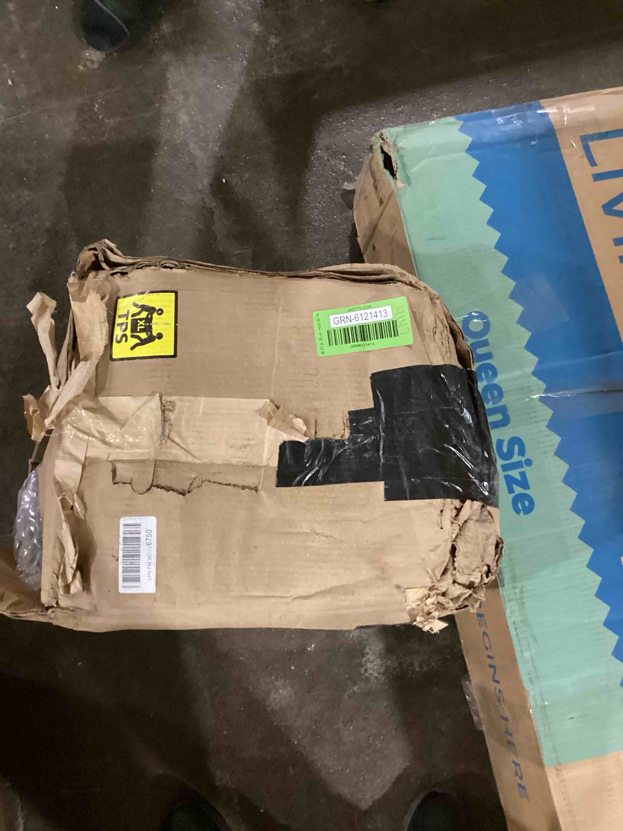 https://s3.amazonaws.com/lotting-images-prod/bidfta/GRN6121413_1717165821370.jpeg