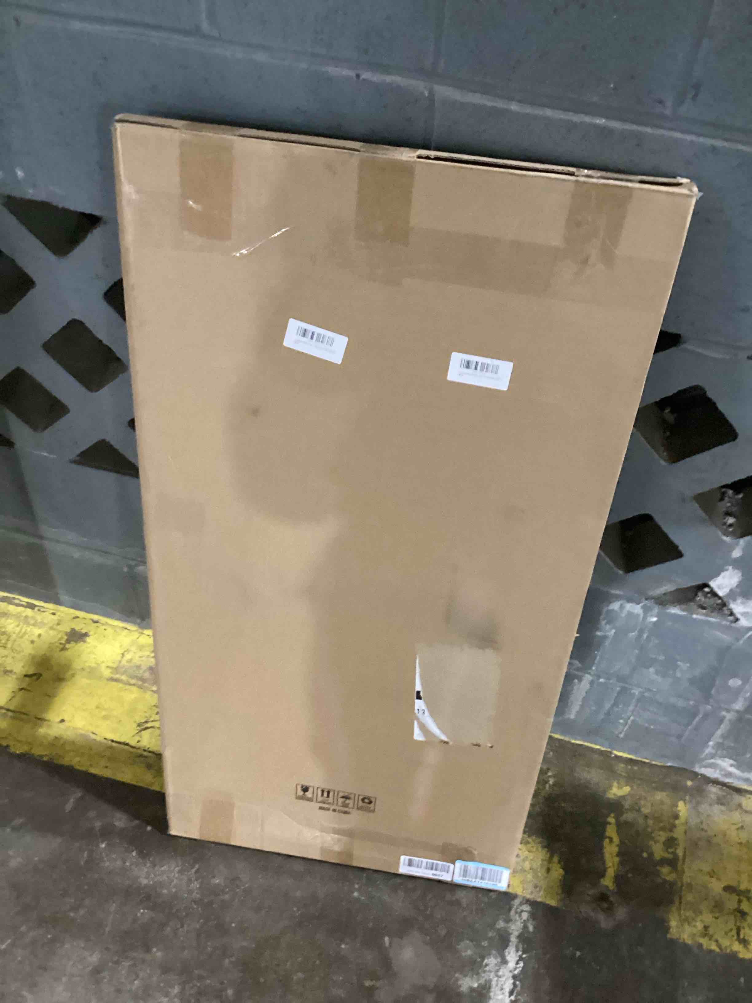 https://s3.amazonaws.com/lotting-images-prod/bidfta/GRN6122417_1714492037958.jpeg