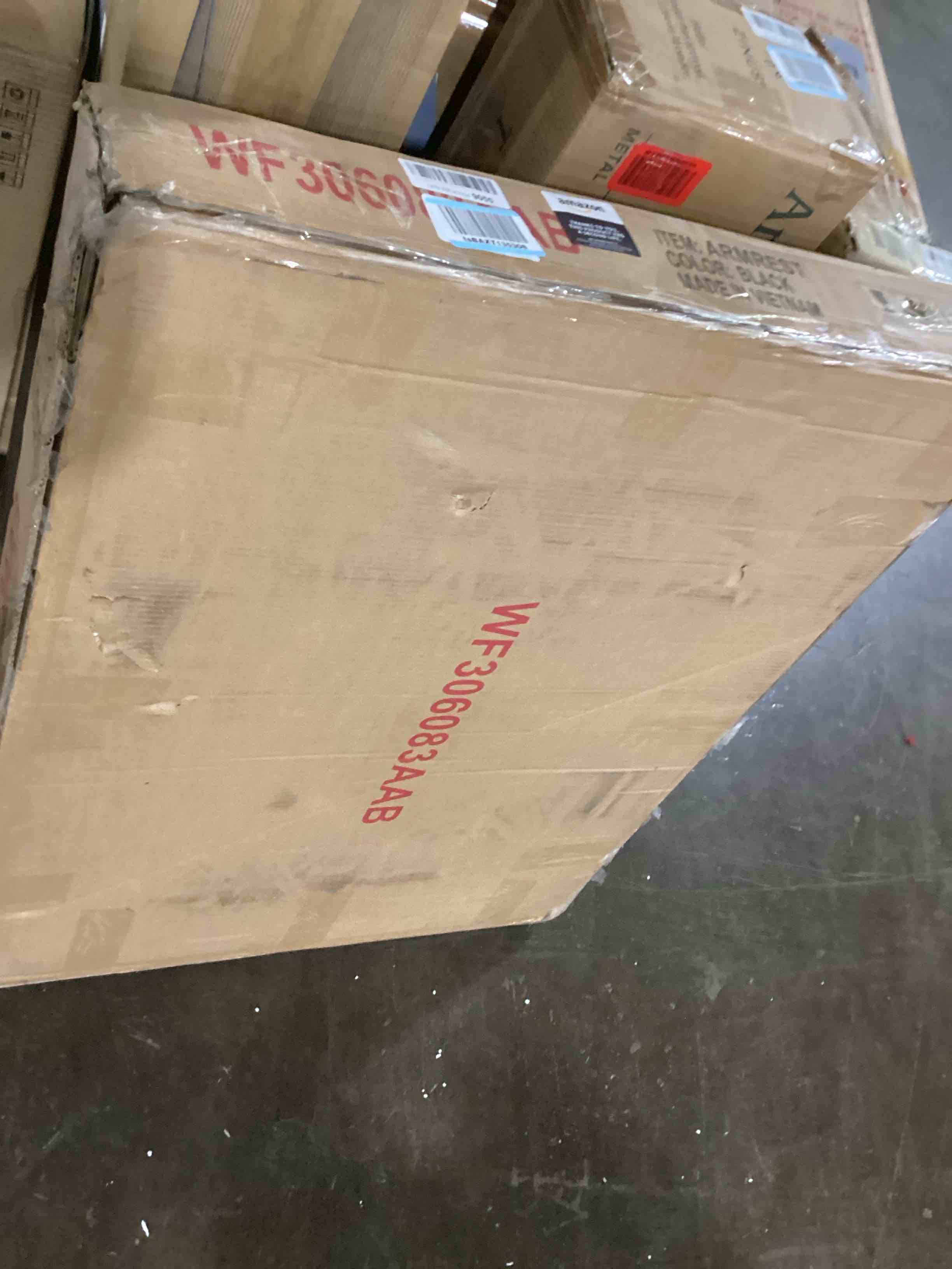 https://s3.amazonaws.com/lotting-images-prod/bidfta/GRN6122437_1714489961250.jpeg