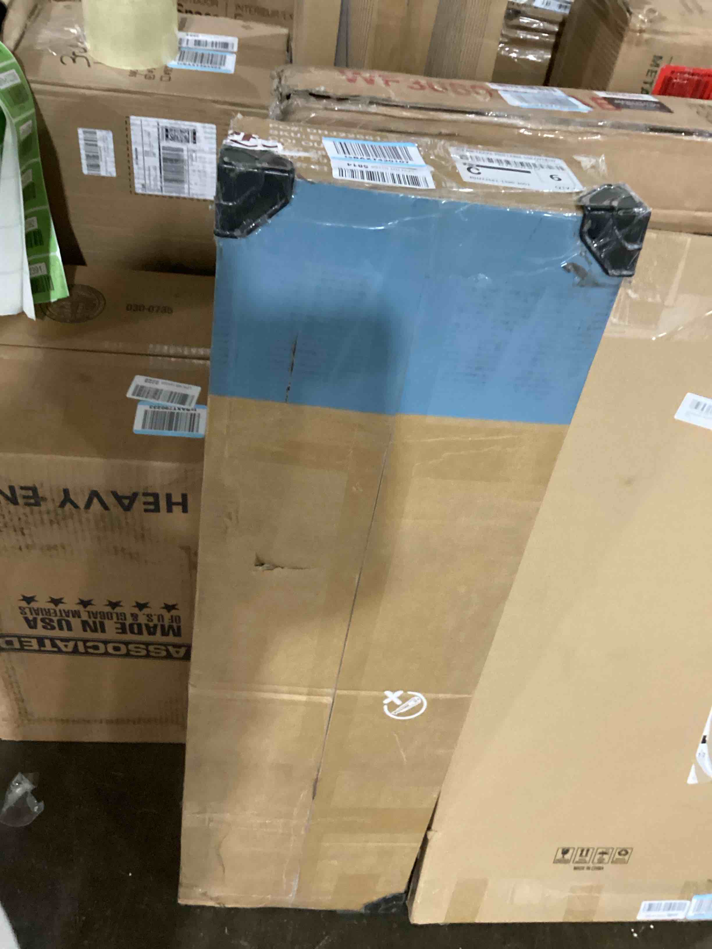 https://s3.amazonaws.com/lotting-images-prod/bidfta/GRN6122440_1714489834976.jpeg