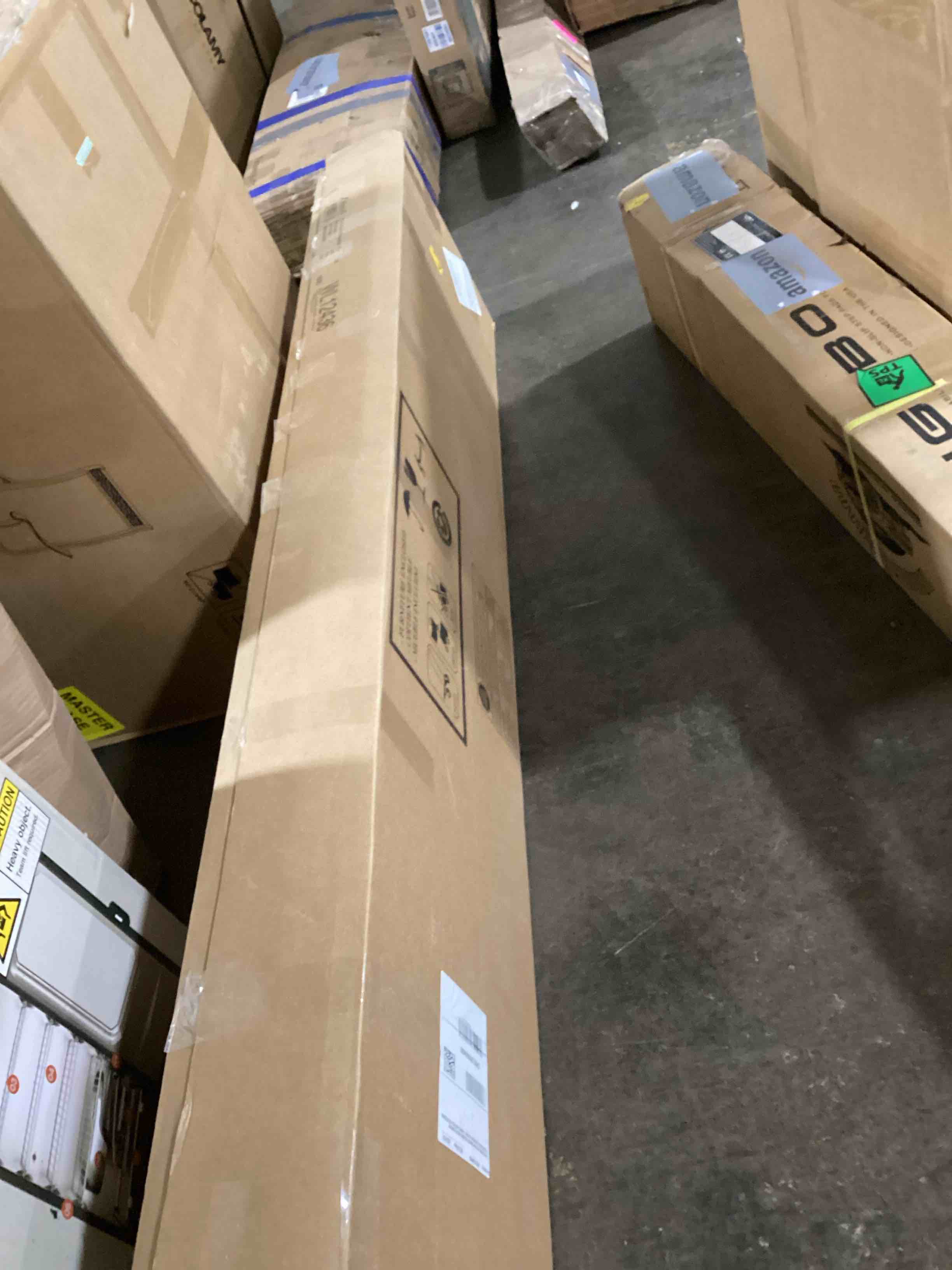 https://s3.amazonaws.com/lotting-images-prod/bidfta/GRN6123994_1717087745957.jpeg