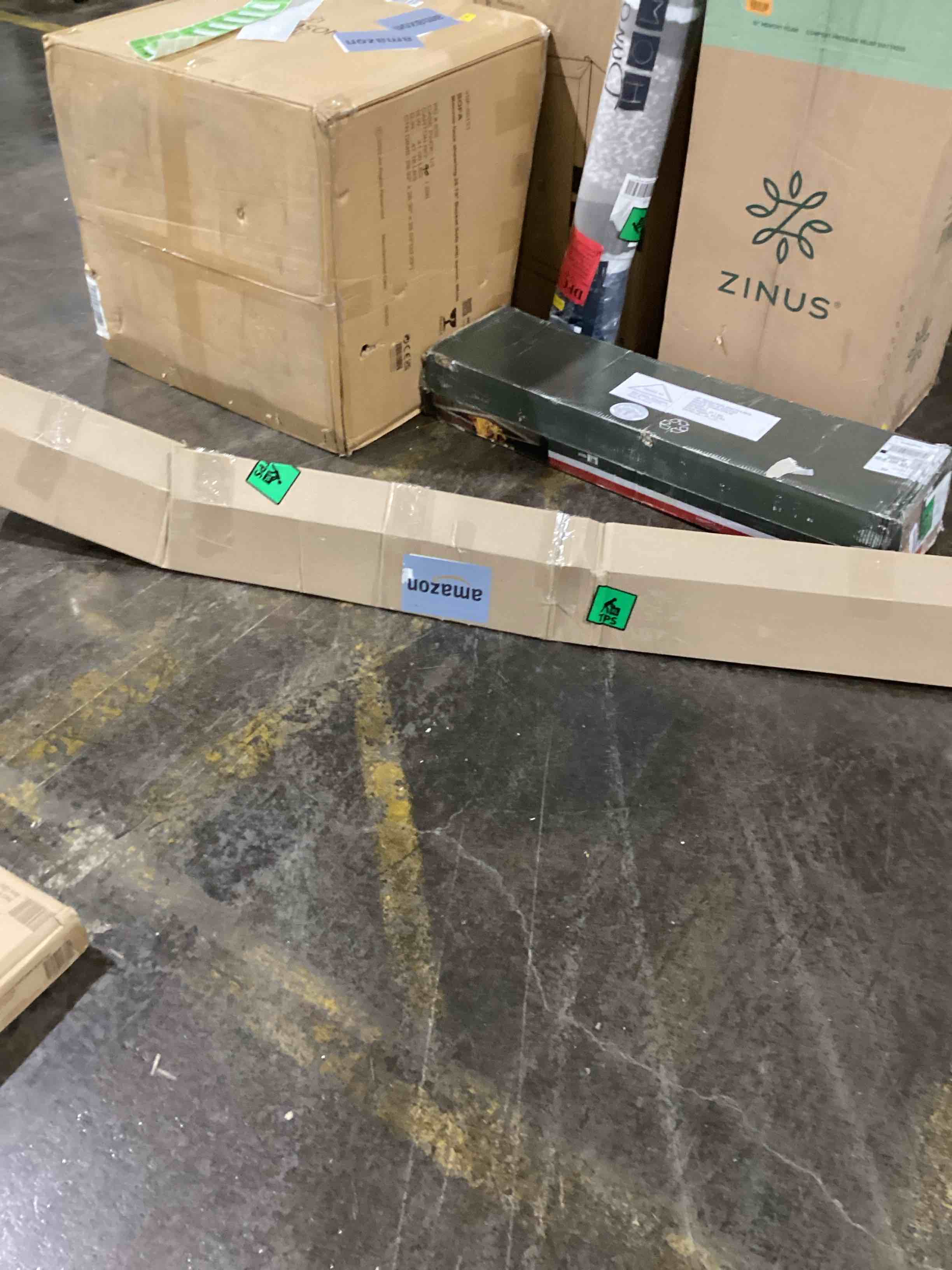 https://s3.amazonaws.com/lotting-images-prod/bidfta/GRN6124176_1717166218492.jpeg