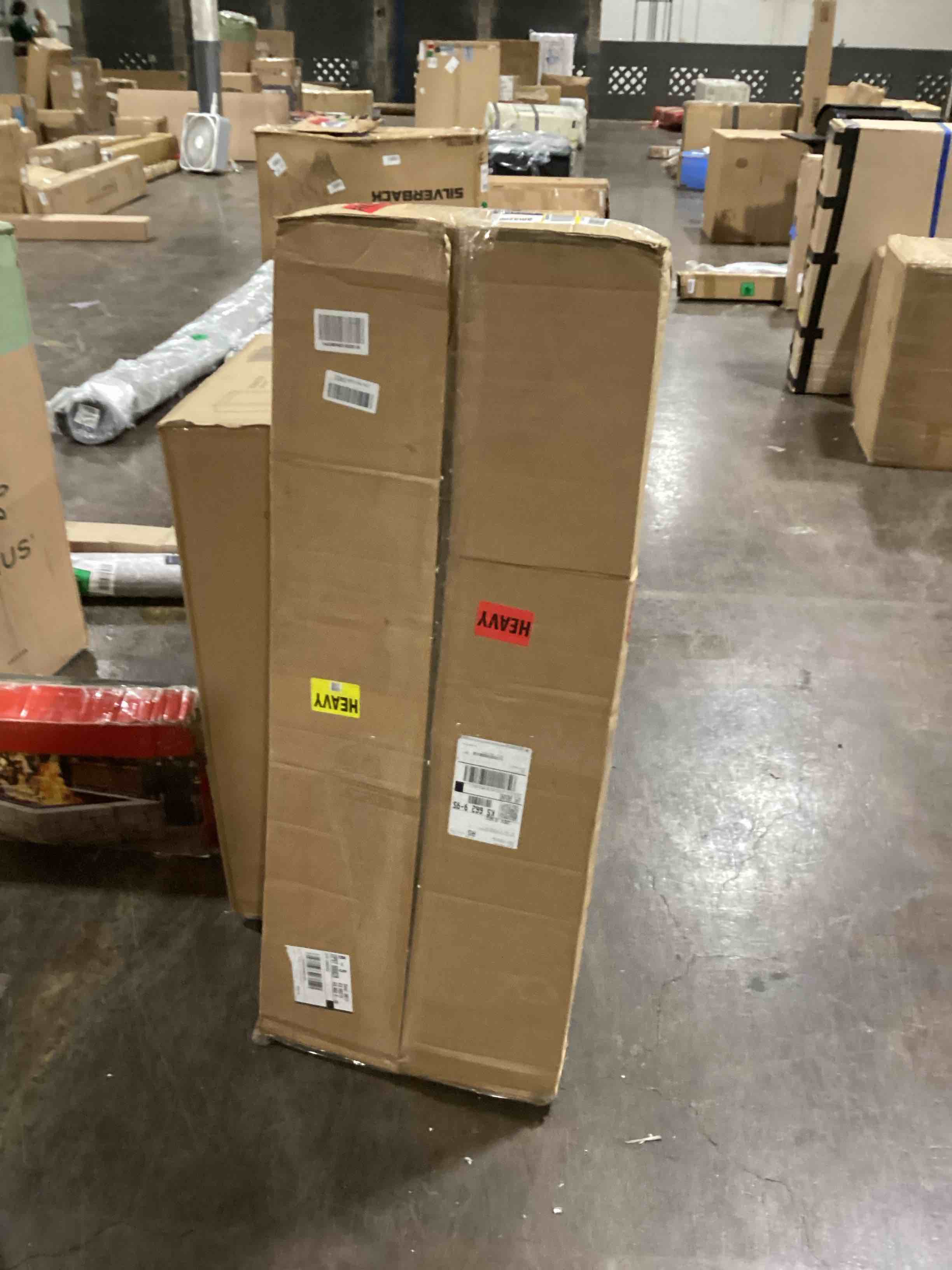 https://s3.amazonaws.com/lotting-images-prod/bidfta/GRN6124182_1717162538236.jpeg