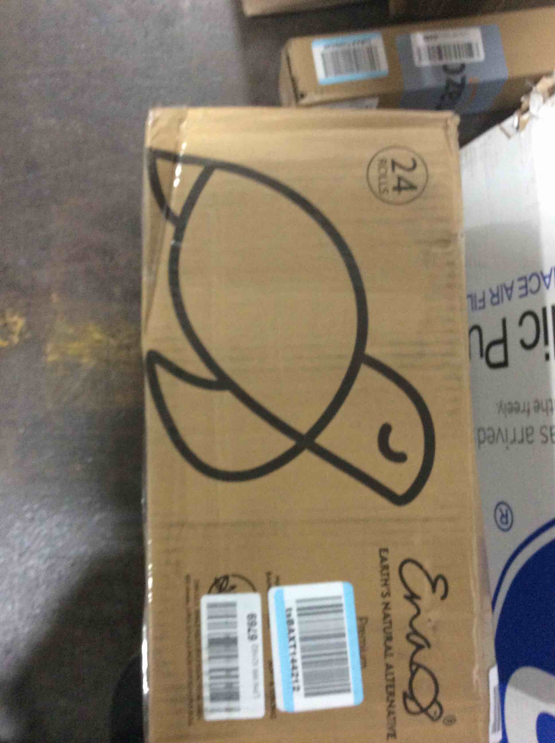 https://s3.amazonaws.com/lotting-images-prod/bidfta/GRN6124985_1715262854156.jpeg