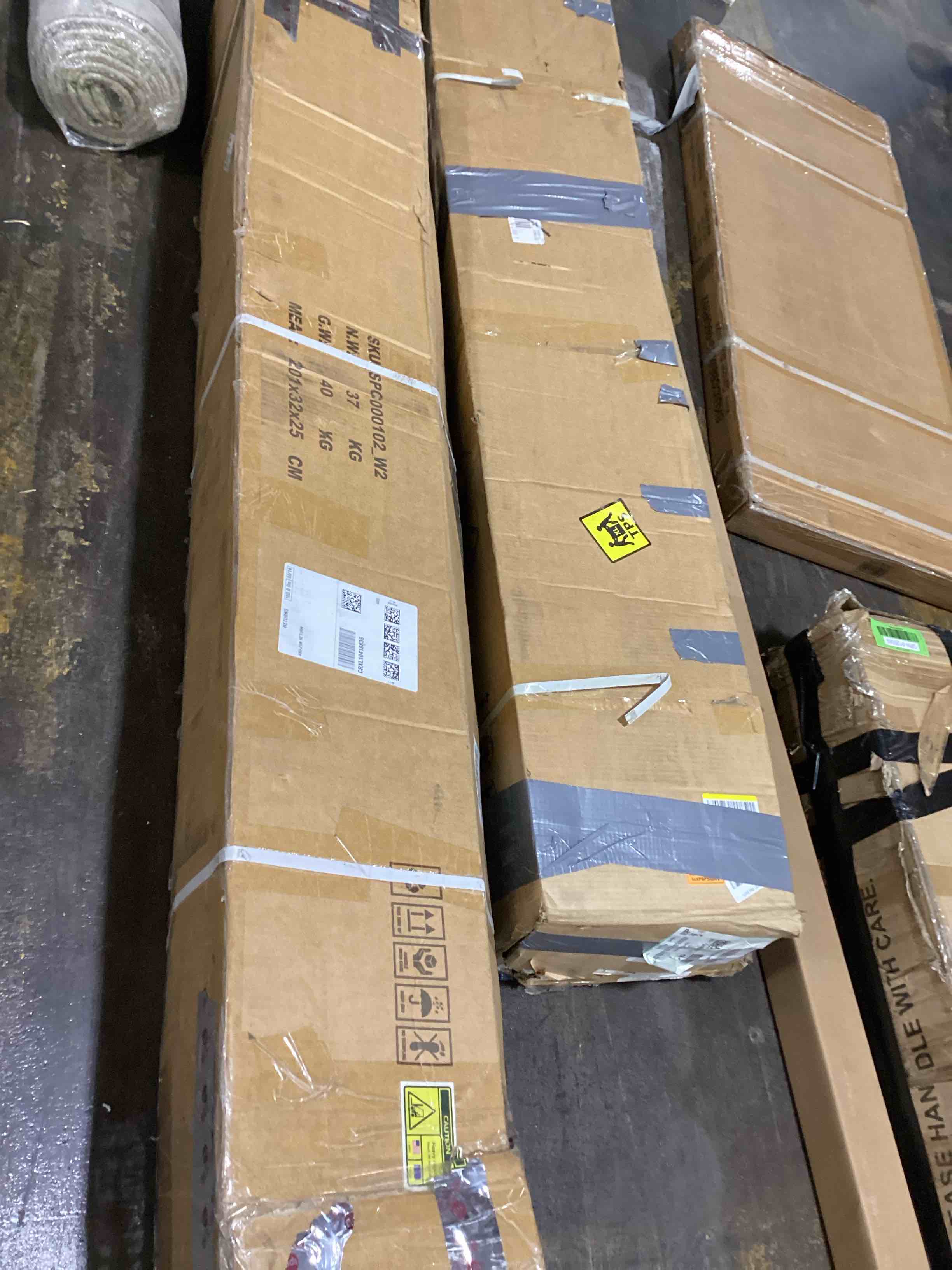 https://s3.amazonaws.com/lotting-images-prod/bidfta/GRN6126065_1719500297078.jpeg