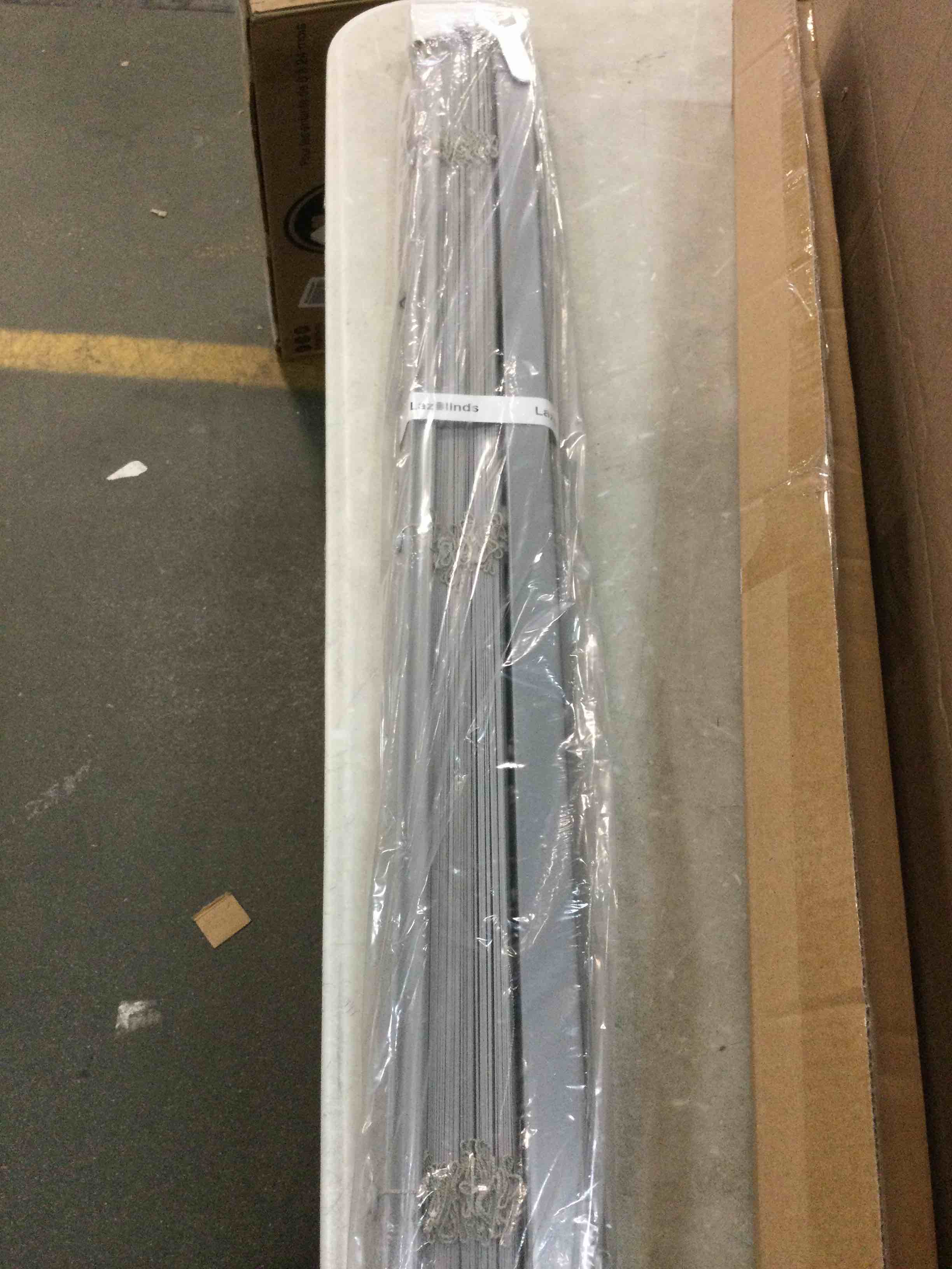 https://s3.amazonaws.com/lotting-images-prod/bidfta/GRN6128097_1708716763210.jpeg