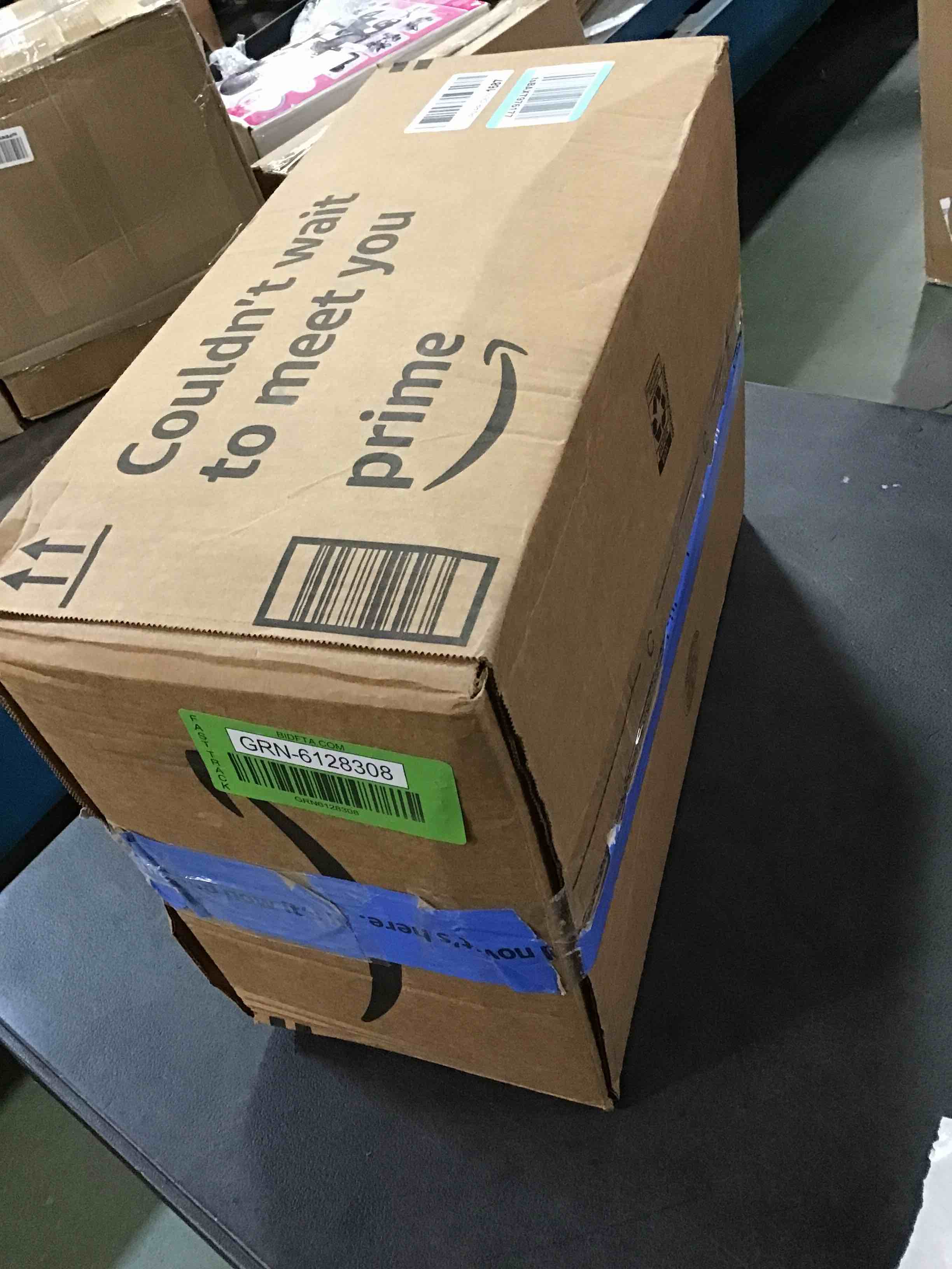 https://s3.amazonaws.com/lotting-images-prod/bidfta/GRN6128308_1709554039929.jpeg