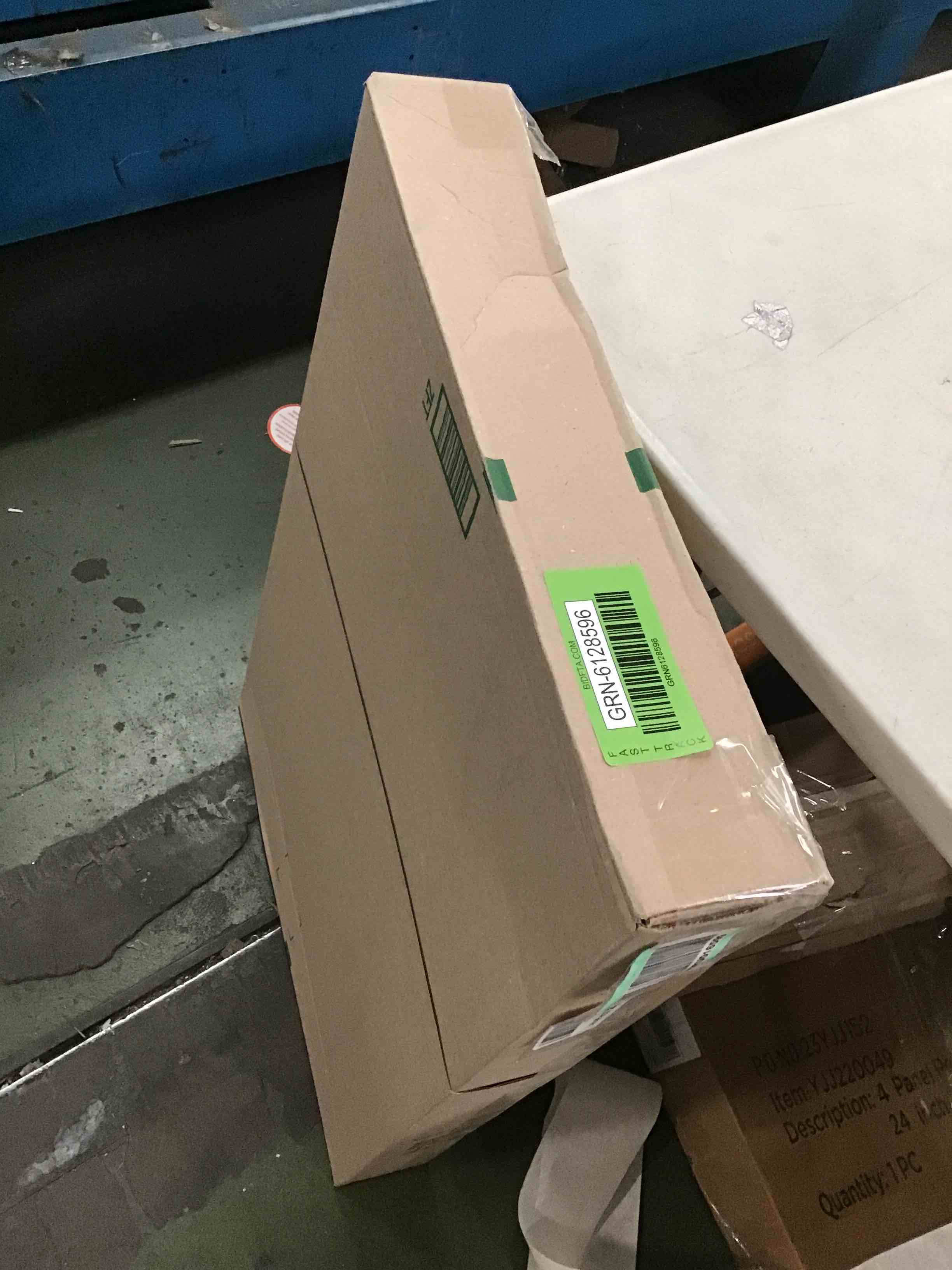 https://s3.amazonaws.com/lotting-images-prod/bidfta/GRN6128596_1709648101653.jpeg