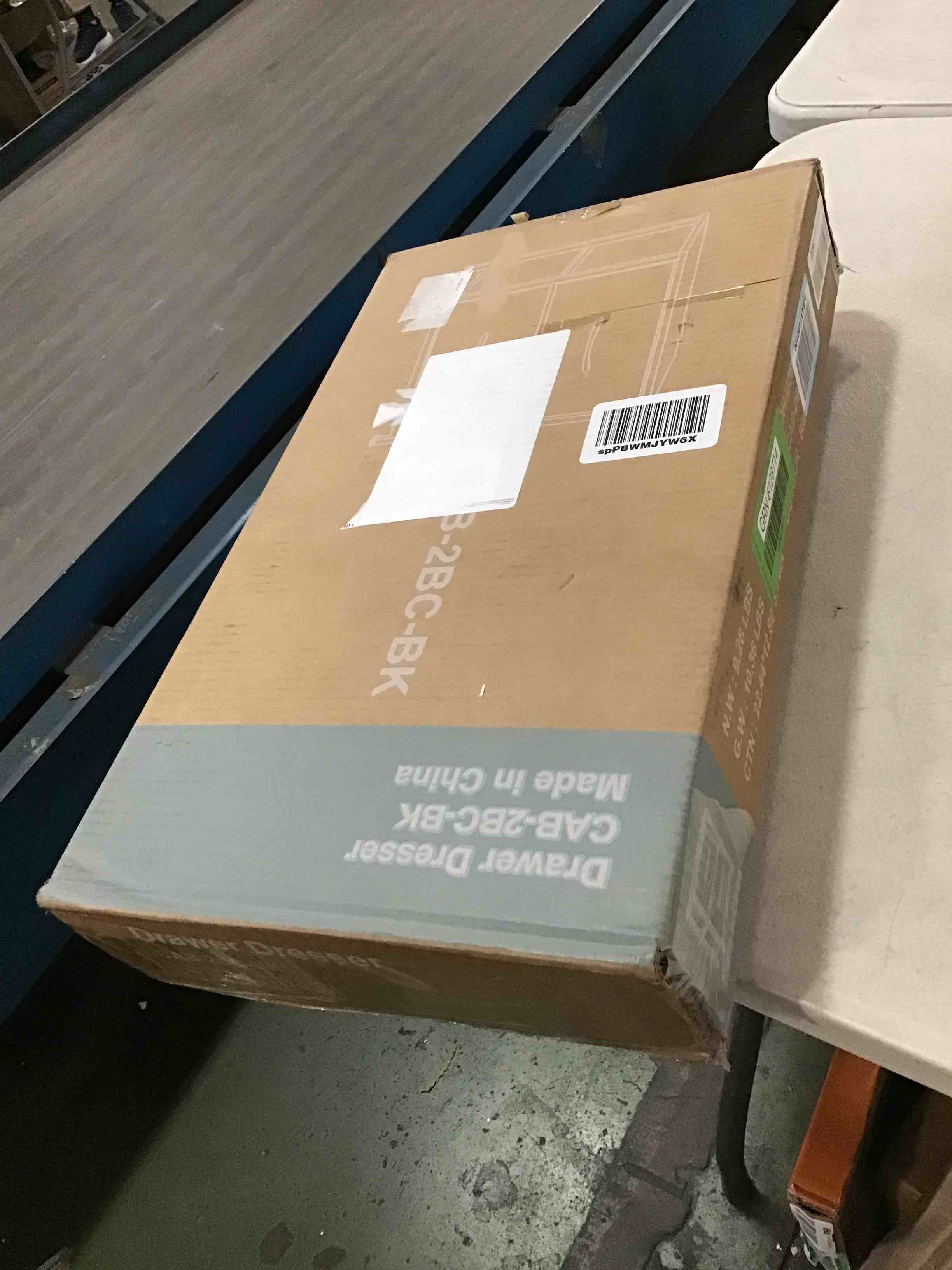 https://s3.amazonaws.com/lotting-images-prod/bidfta/GRN6128714_1709666880579.jpeg