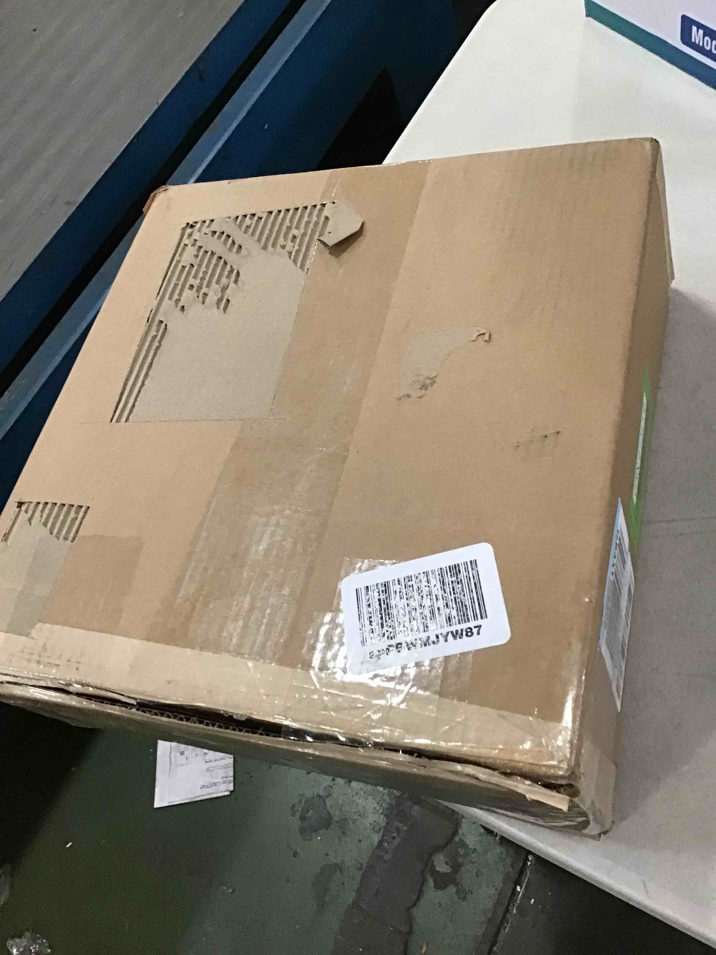 https://s3.amazonaws.com/lotting-images-prod/bidfta/GRN6128770_1709672993761.jpeg