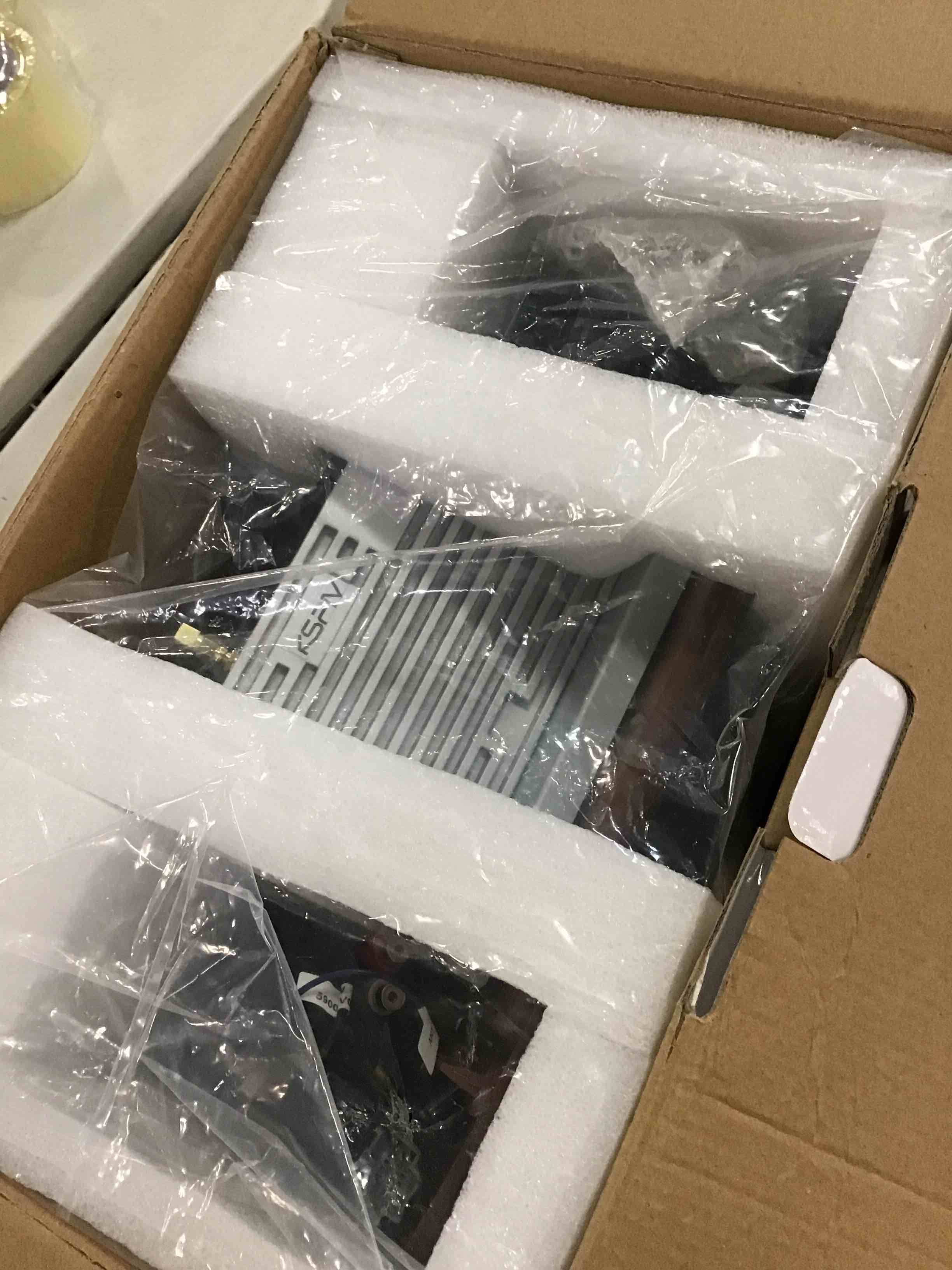 https://s3.amazonaws.com/lotting-images-prod/bidfta/GRN6128986_1709756810177.jpeg