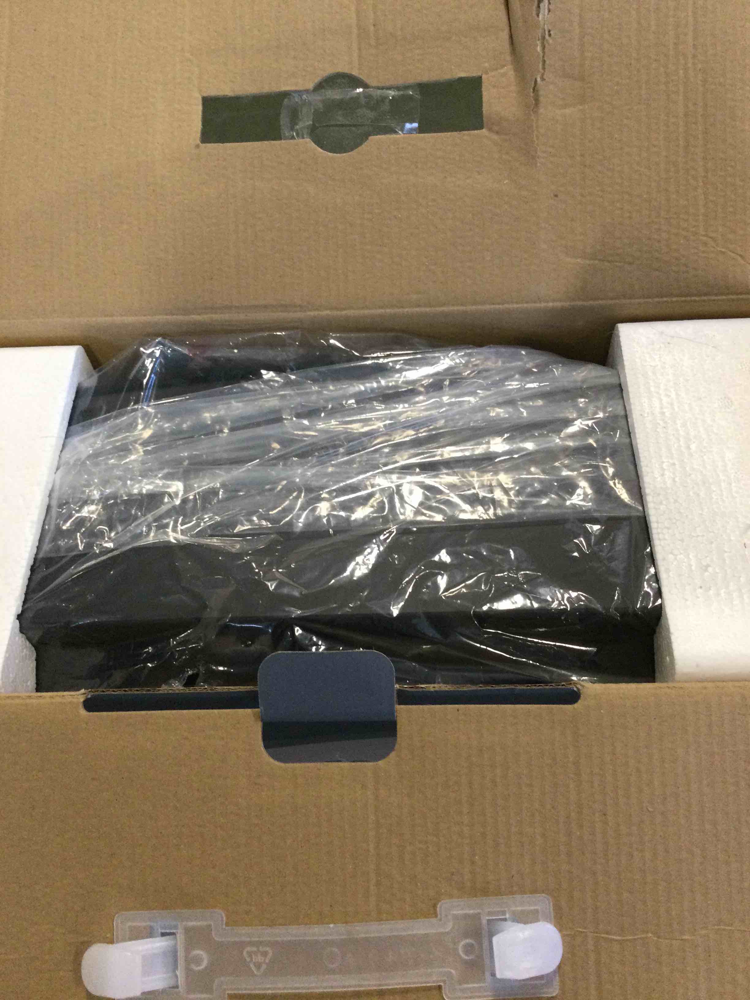 https://s3.amazonaws.com/lotting-images-prod/bidfta/GRN6129944_1709217766510.jpeg