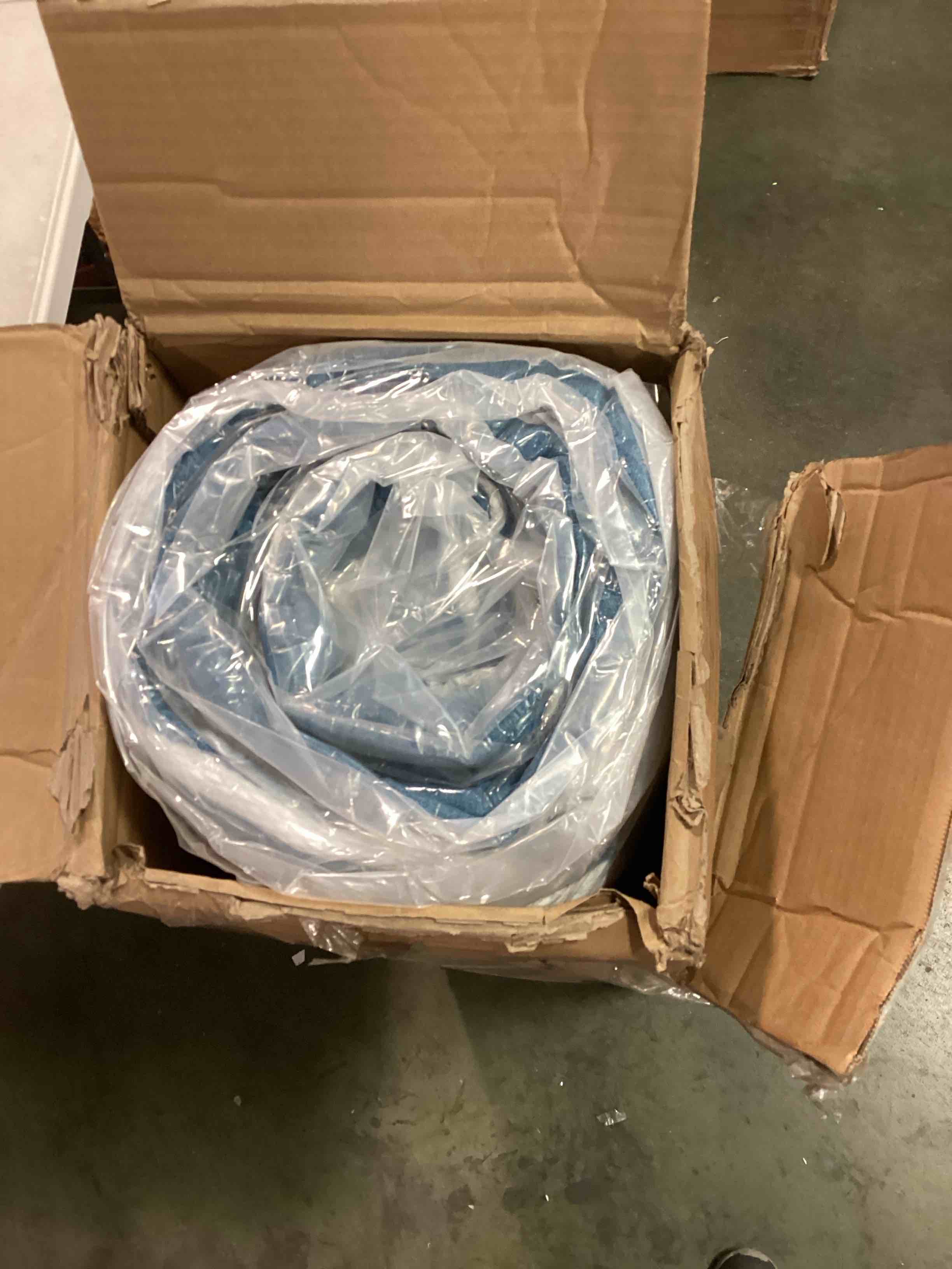 https://s3.amazonaws.com/lotting-images-prod/bidfta/GRN6130905_1710255109236.jpeg