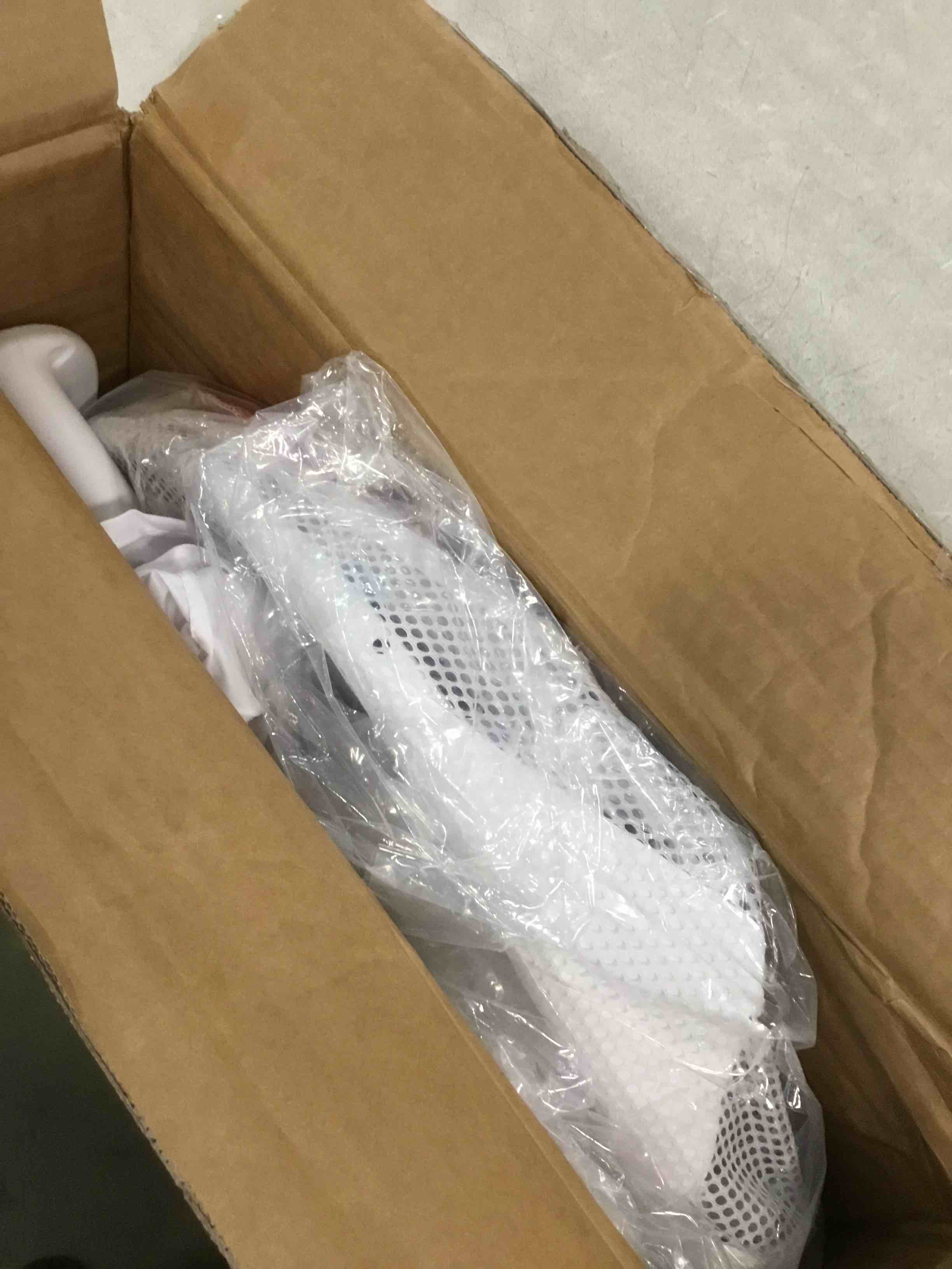 https://s3.amazonaws.com/lotting-images-prod/bidfta/GRN6132825_1708953347251.jpeg