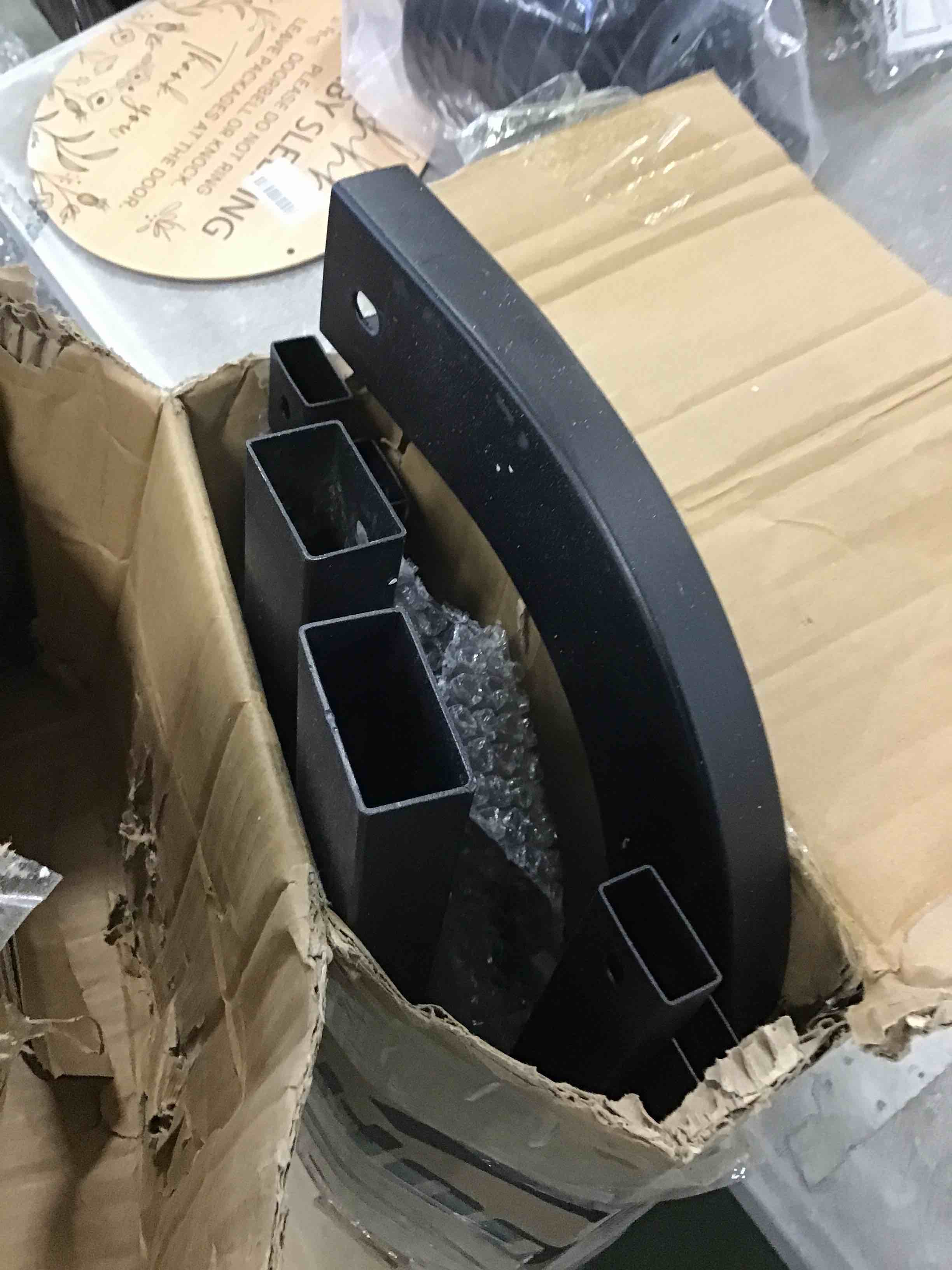 https://s3.amazonaws.com/lotting-images-prod/bidfta/GRN6133515_1709227585102.jpeg