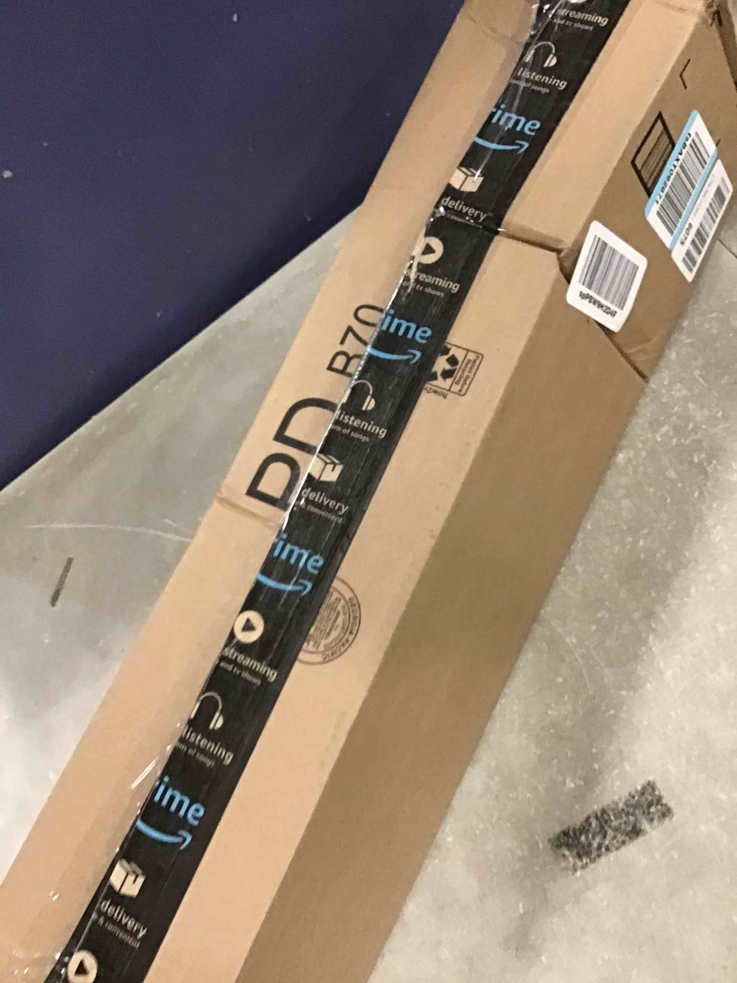 https://s3.amazonaws.com/lotting-images-prod/bidfta/GRN6133677_1709300643483.jpeg