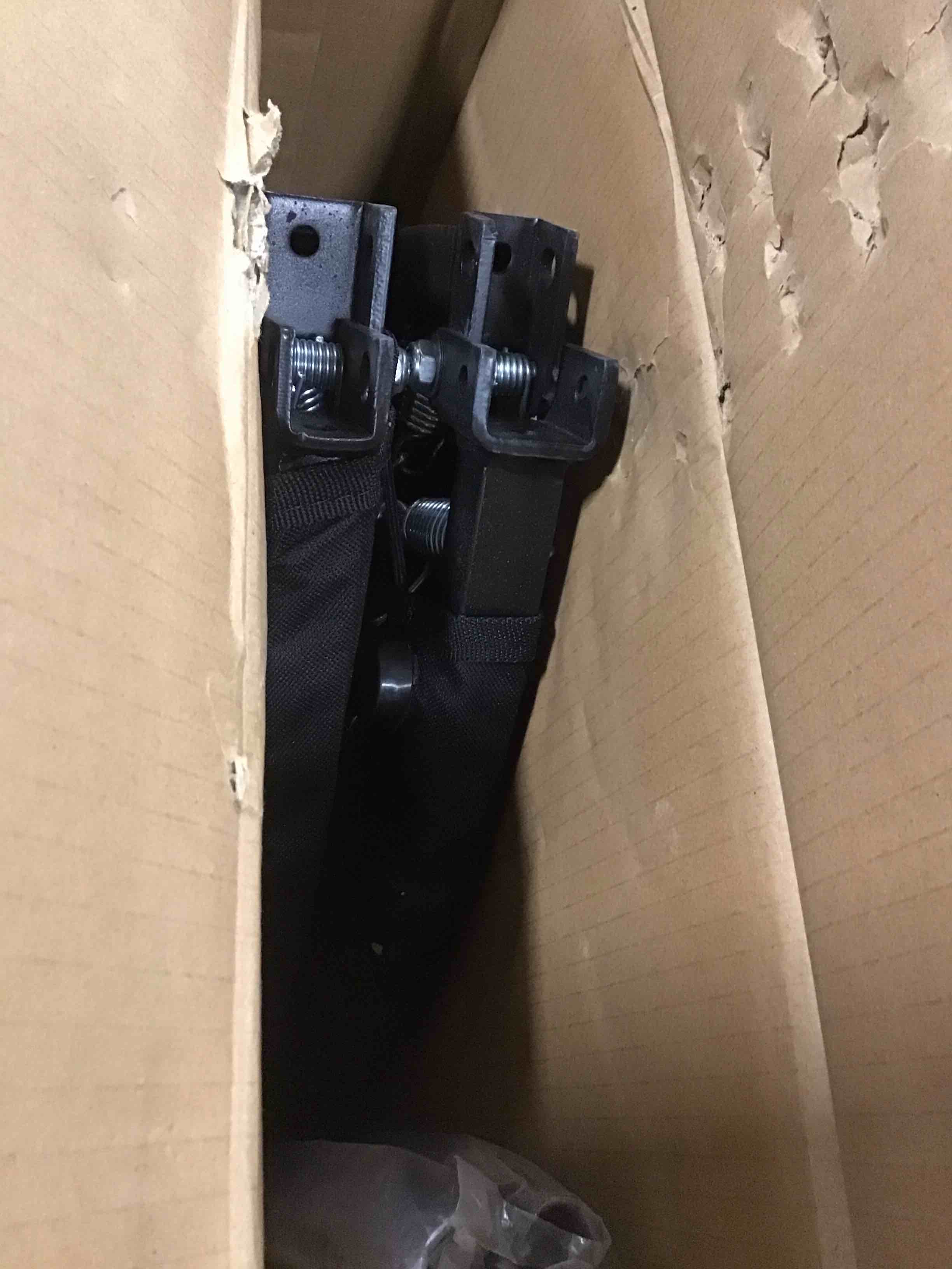 https://s3.amazonaws.com/lotting-images-prod/bidfta/GRN6134001_1708956433895.jpeg