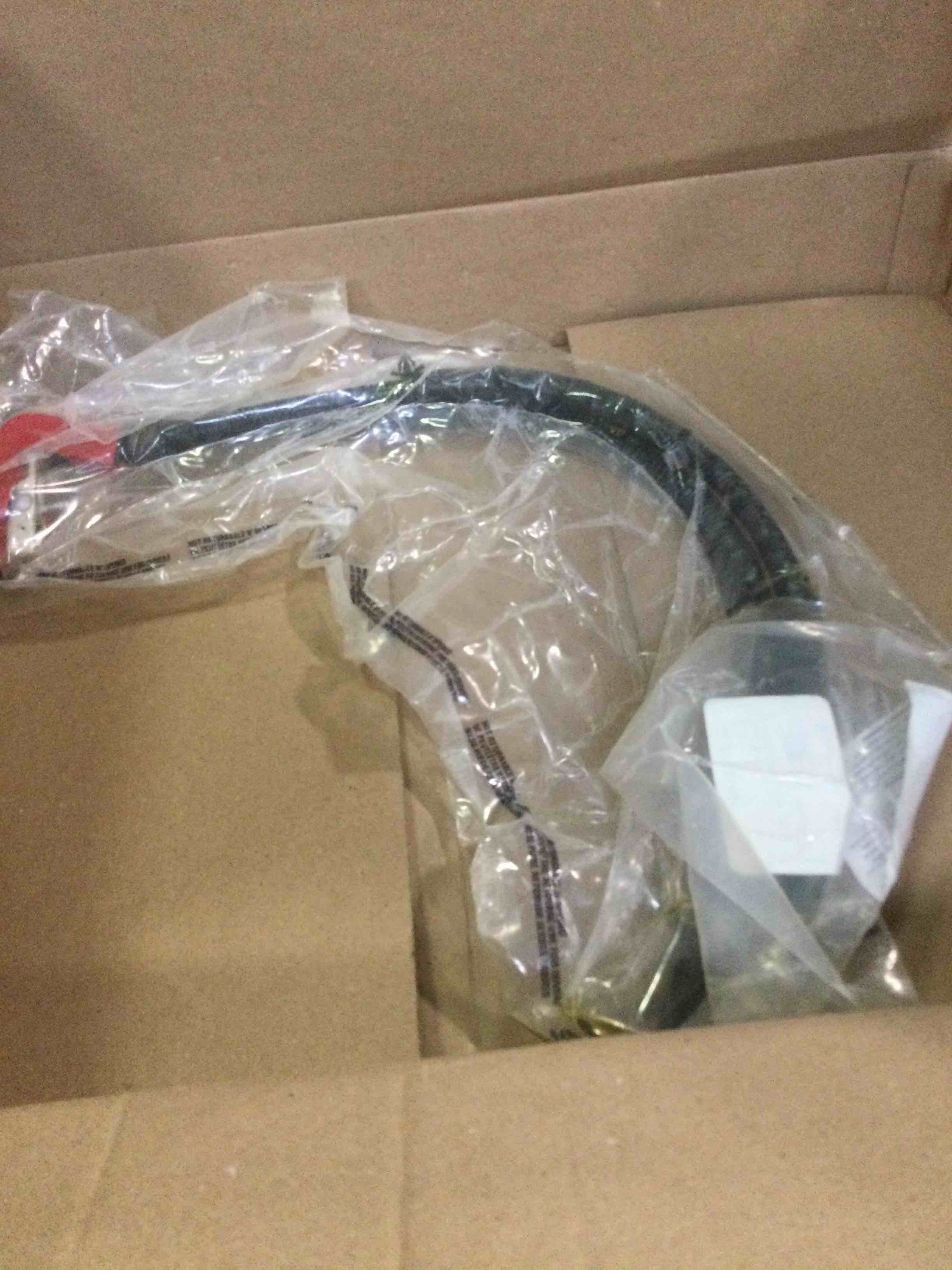https://s3.amazonaws.com/lotting-images-prod/bidfta/GRN6136395_1708976163243.jpeg