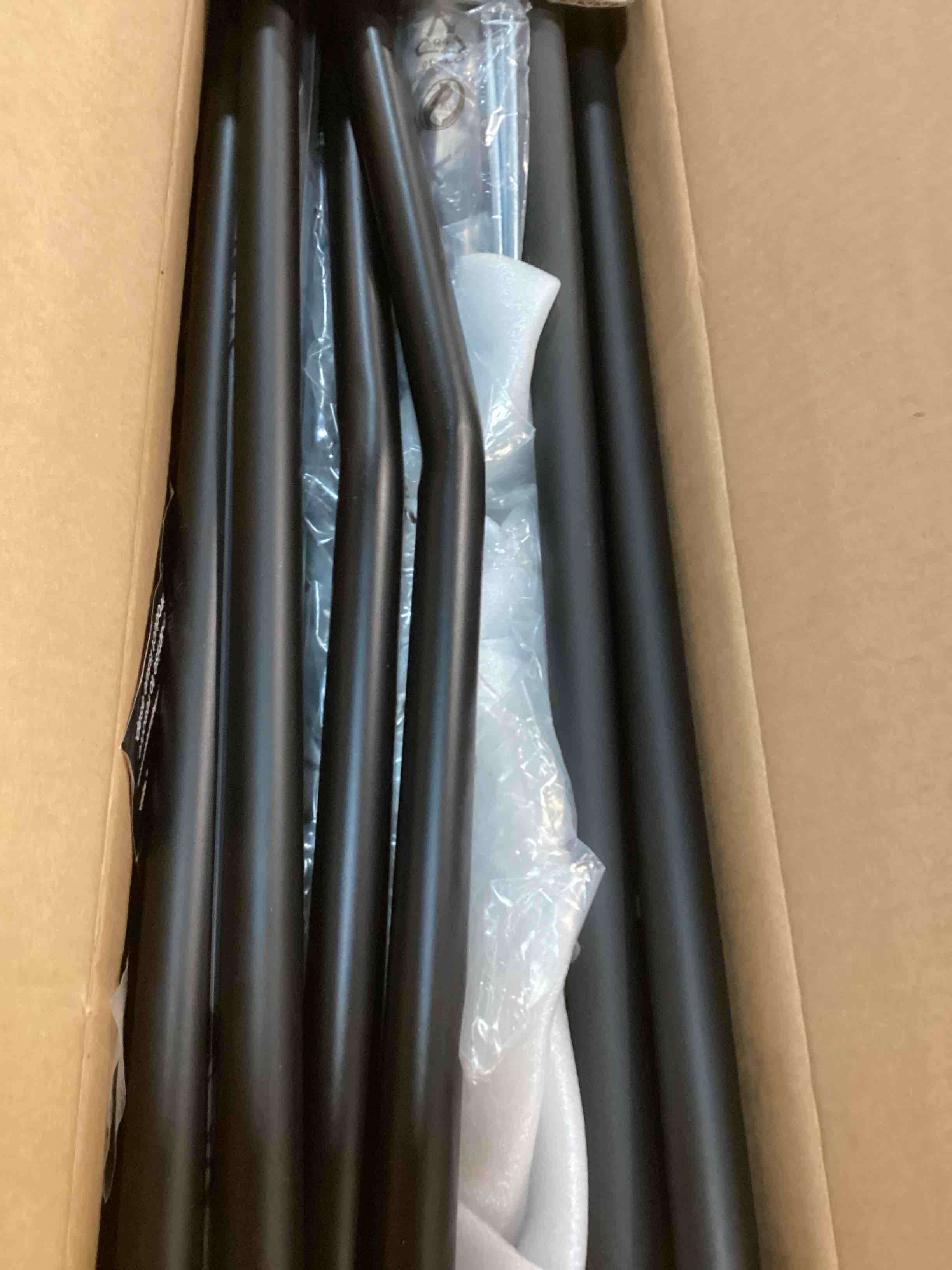 https://s3.amazonaws.com/lotting-images-prod/bidfta/GRN6137250_1708781690183.jpeg