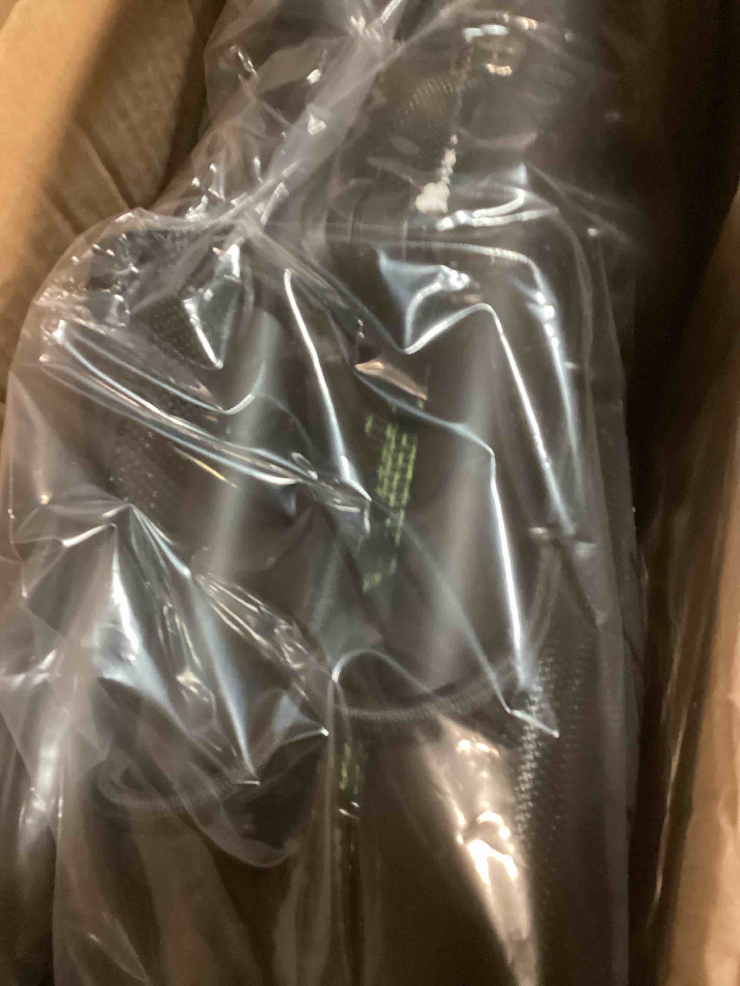 https://s3.amazonaws.com/lotting-images-prod/bidfta/GRN6137395_1708806081770.jpeg