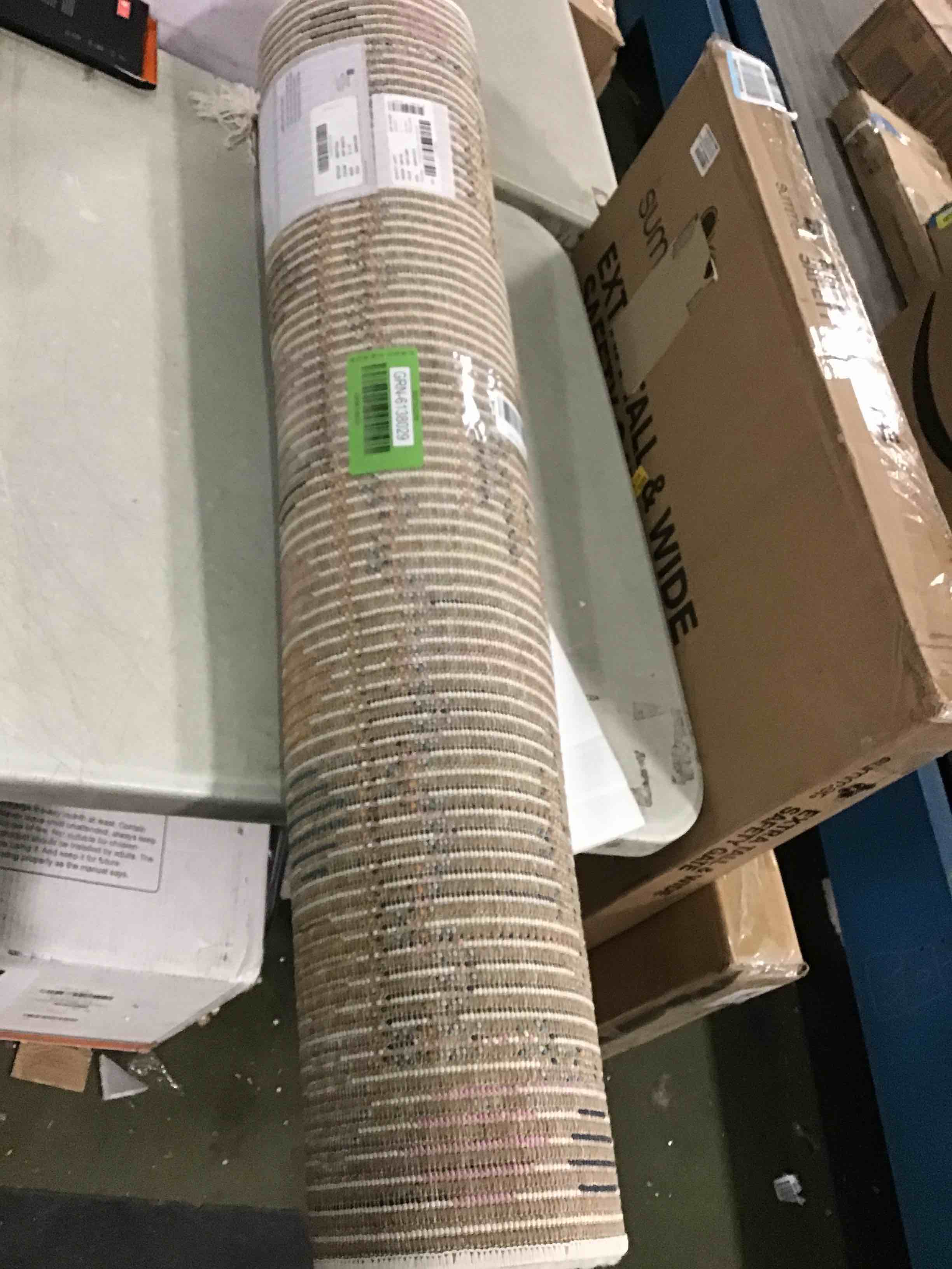 https://s3.amazonaws.com/lotting-images-prod/bidfta/GRN6138029_1709139302928.jpeg