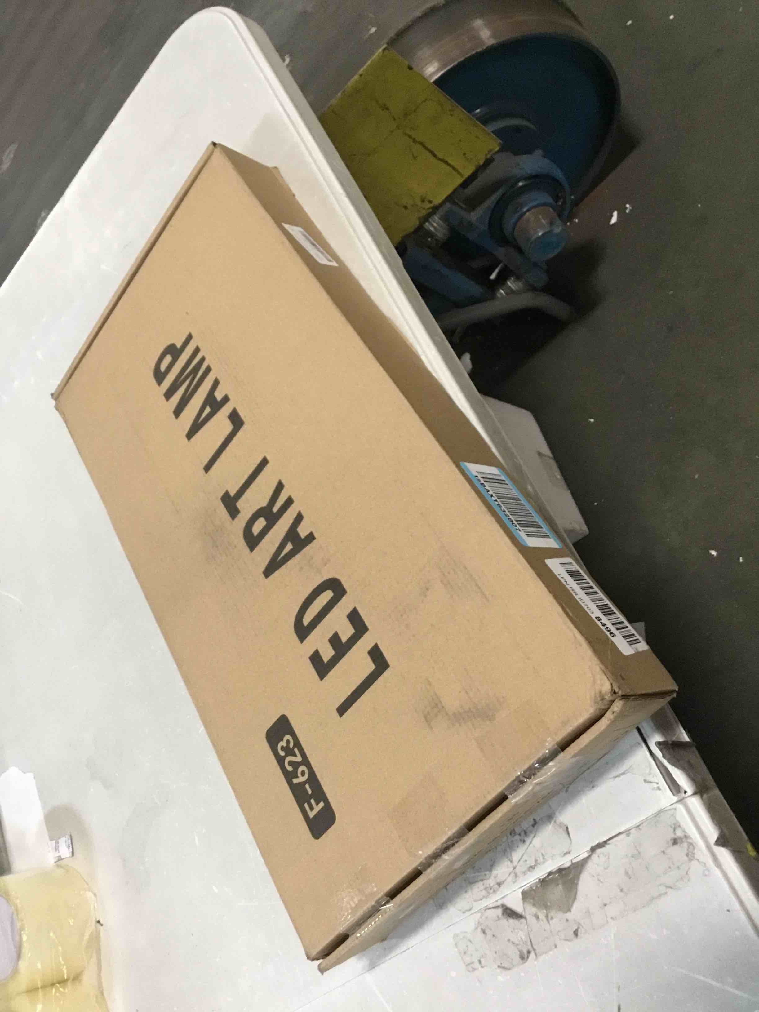 https://s3.amazonaws.com/lotting-images-prod/bidfta/GRN6138720_1708788883083.jpeg