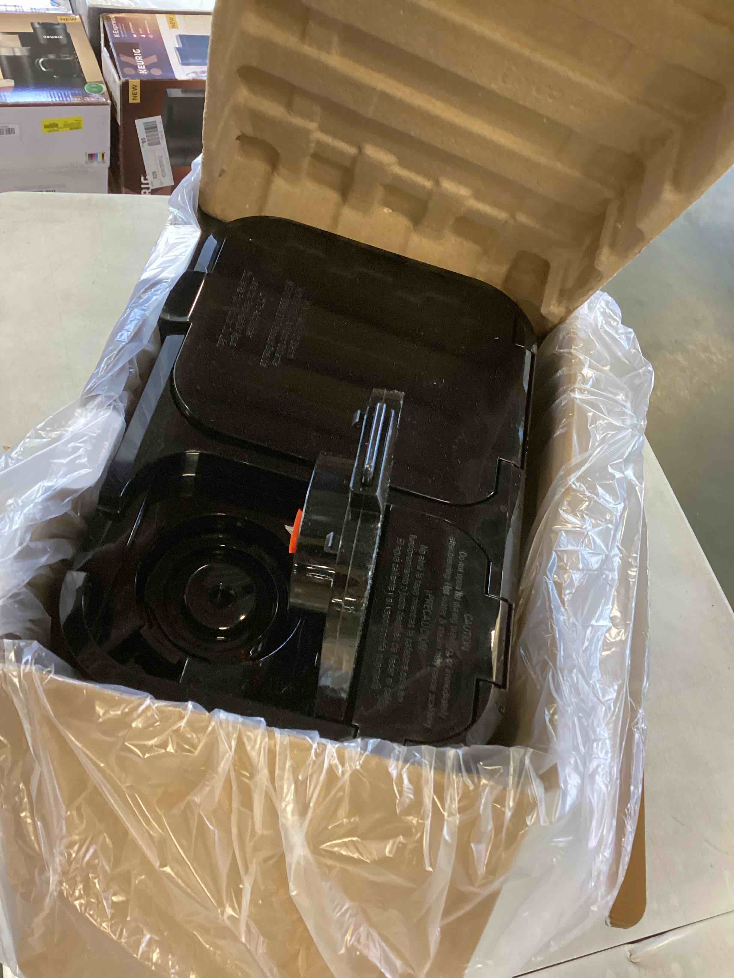 https://s3.amazonaws.com/lotting-images-prod/bidfta/GRN6139182_1708979113699.jpeg
