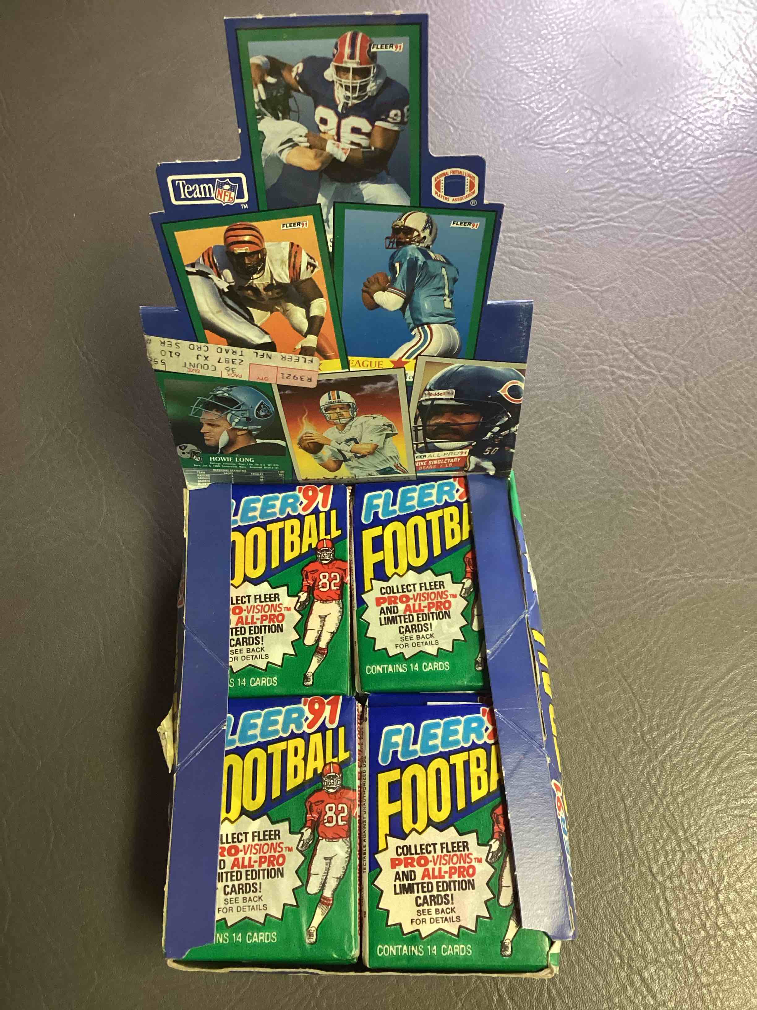 1991 Fleer Football Unopened Wax Pack, Direct From Original Retail Case. Search For Early Barry Sanders, Emmitt Smith, Jerry Rice & Joe Montana!