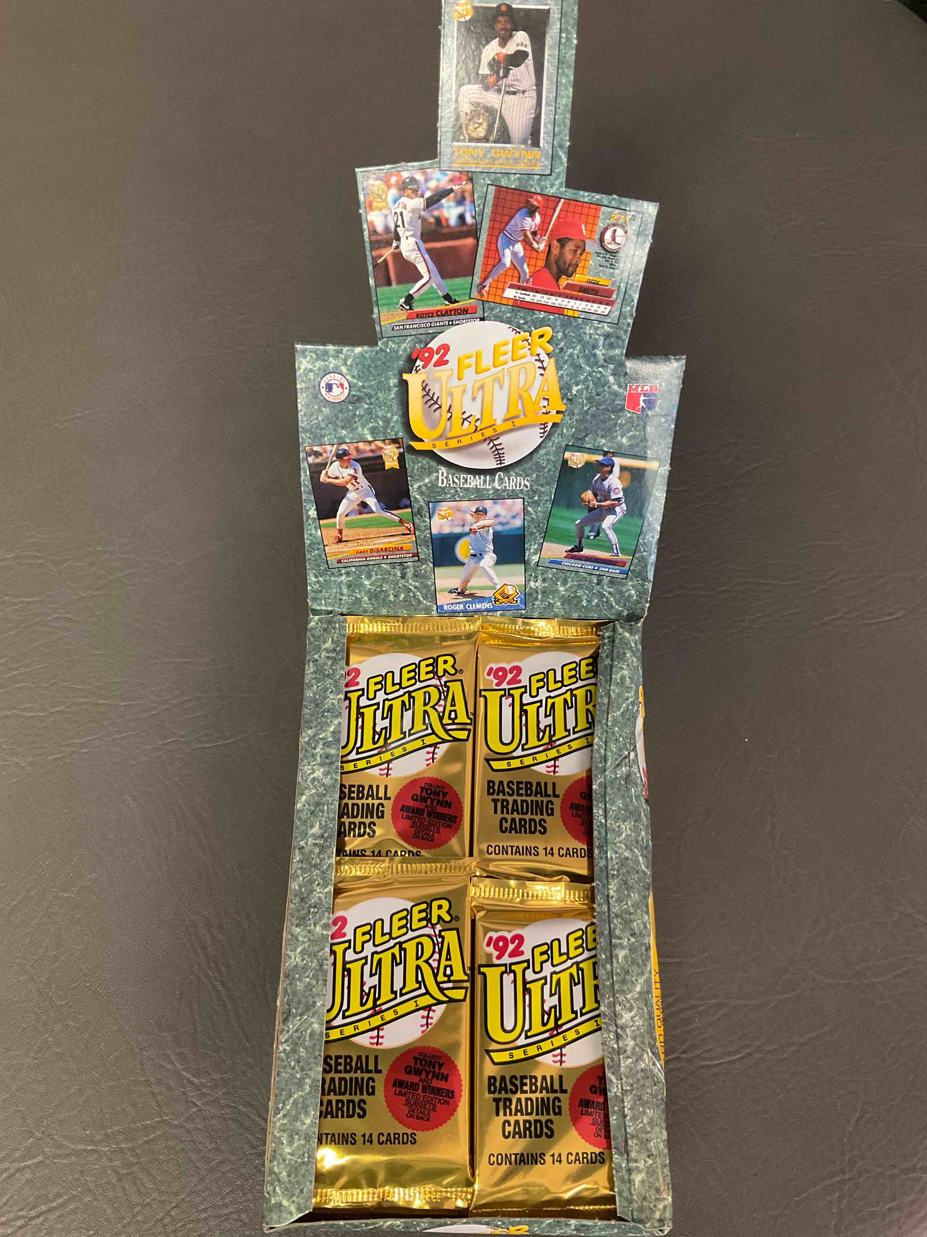 1992 Fleer Ultra Baseball Sealed Card Pack, Direct From Original Sealed Retail Case! Search For Valuable Early Ken Griffey Jr., Nolan Ryan, Cal Ripken Jr. & Much More In This Premium Card Set! These Cards Are Gorgeous!