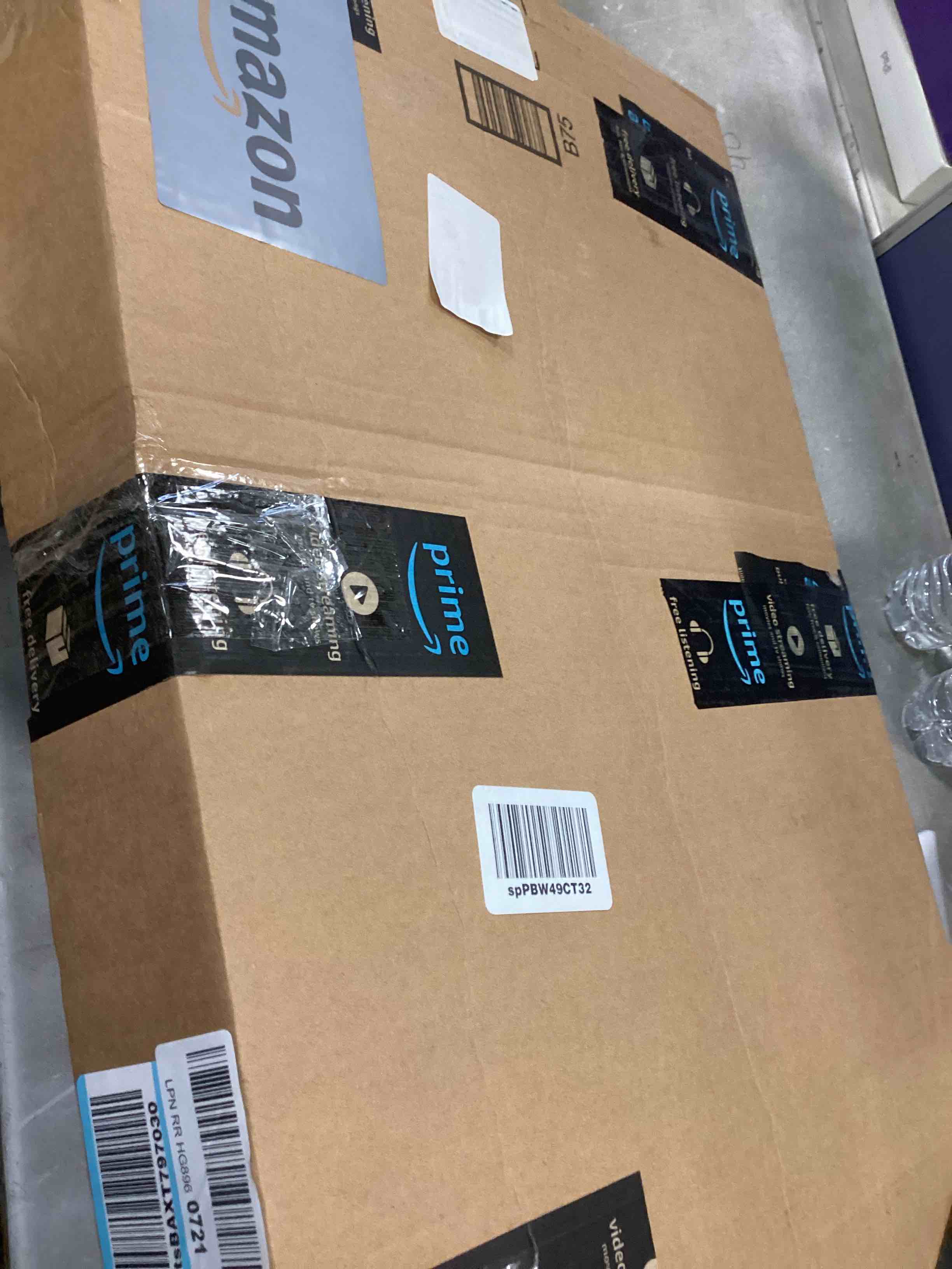 https://s3.amazonaws.com/lotting-images-prod/bidfta/GRN6145959_1708887430429.jpeg