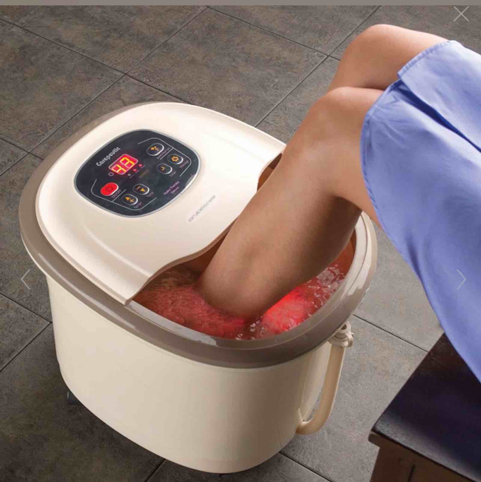 The Hydrotherapy Heated Foot Bath