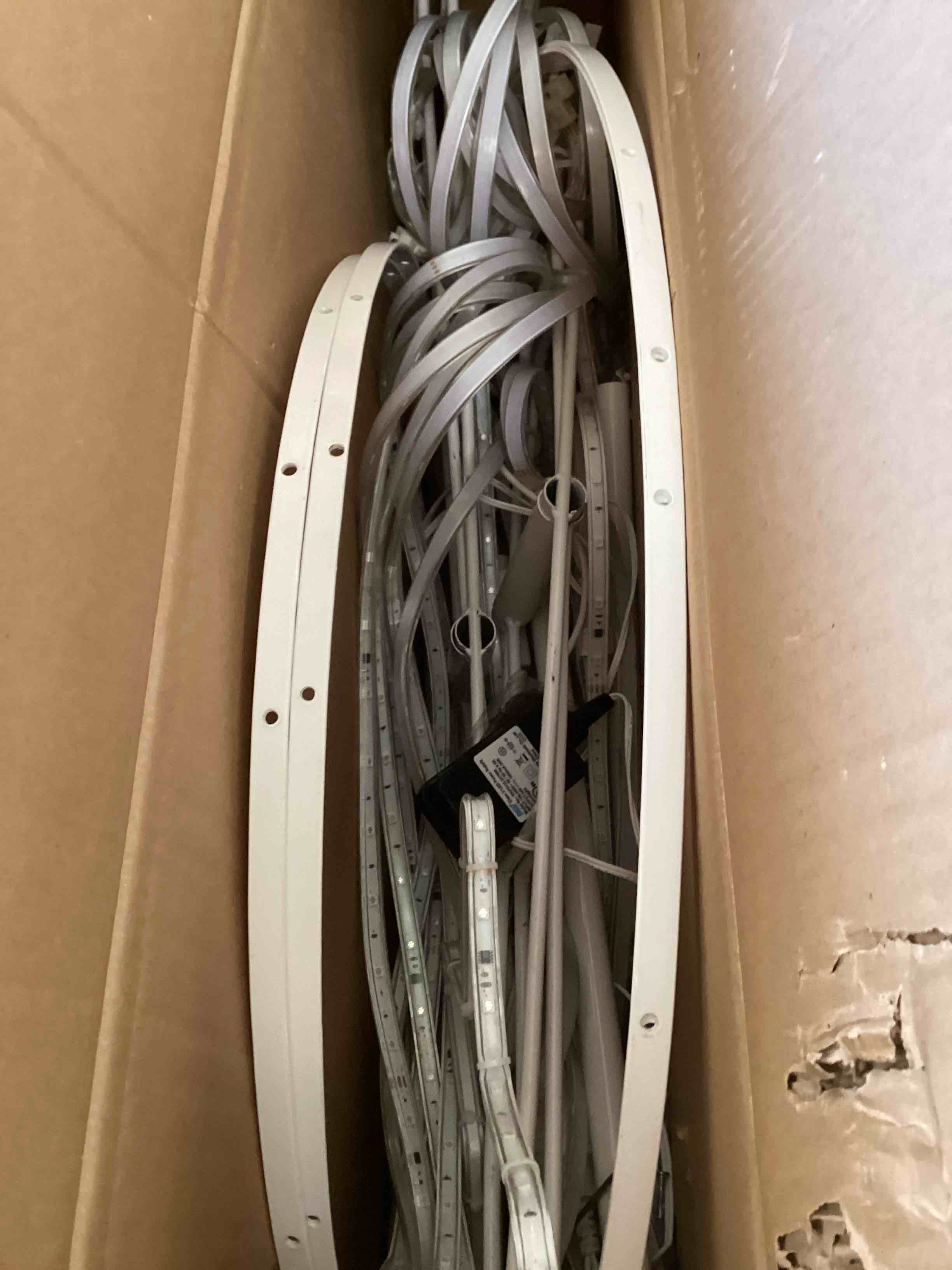 https://s3.amazonaws.com/lotting-images-prod/bidfta/GRN6148567_1711024532908.jpeg