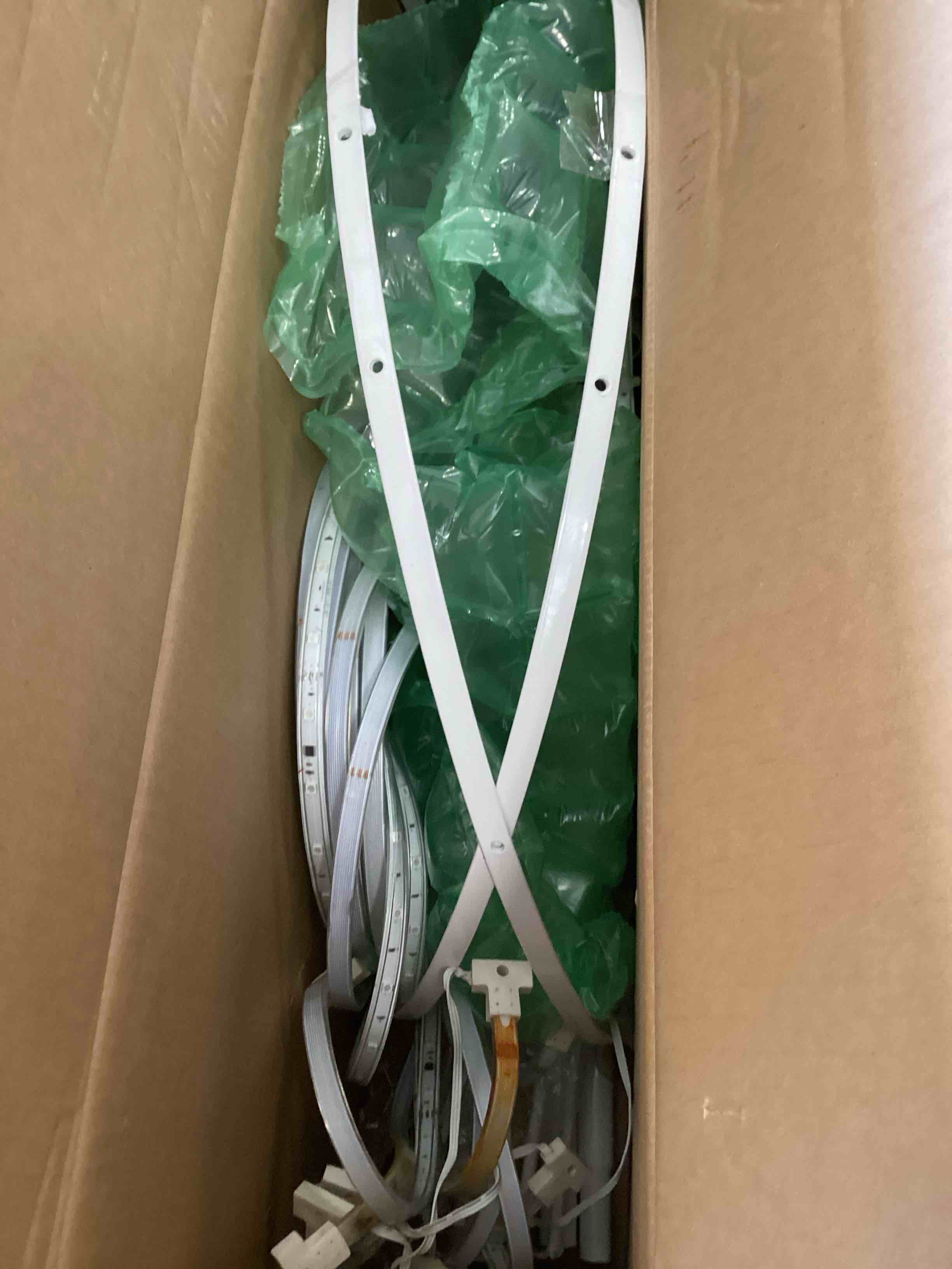 https://s3.amazonaws.com/lotting-images-prod/bidfta/GRN6148575_1711026962769.jpeg