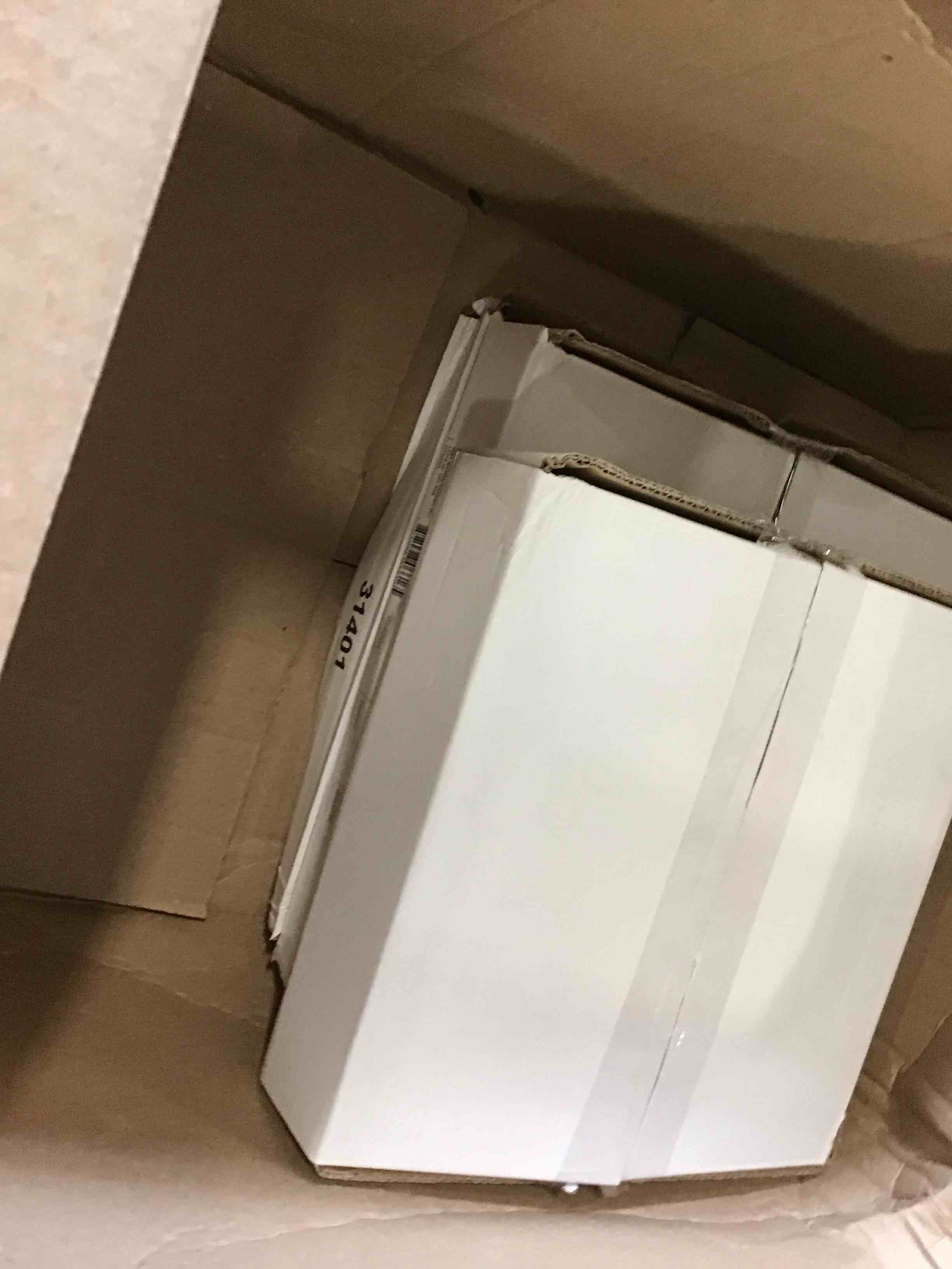 https://s3.amazonaws.com/lotting-images-prod/bidfta/GRN6148836_1711657040350.jpeg